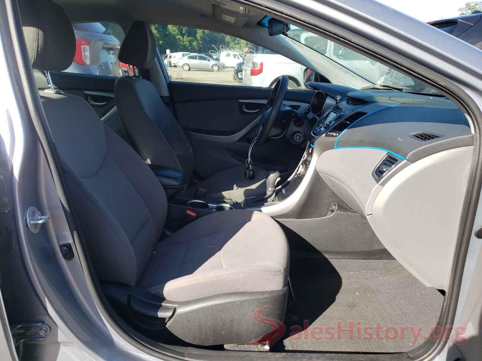 5NPDH4AE4GH796129 2016 HYUNDAI ELANTRA