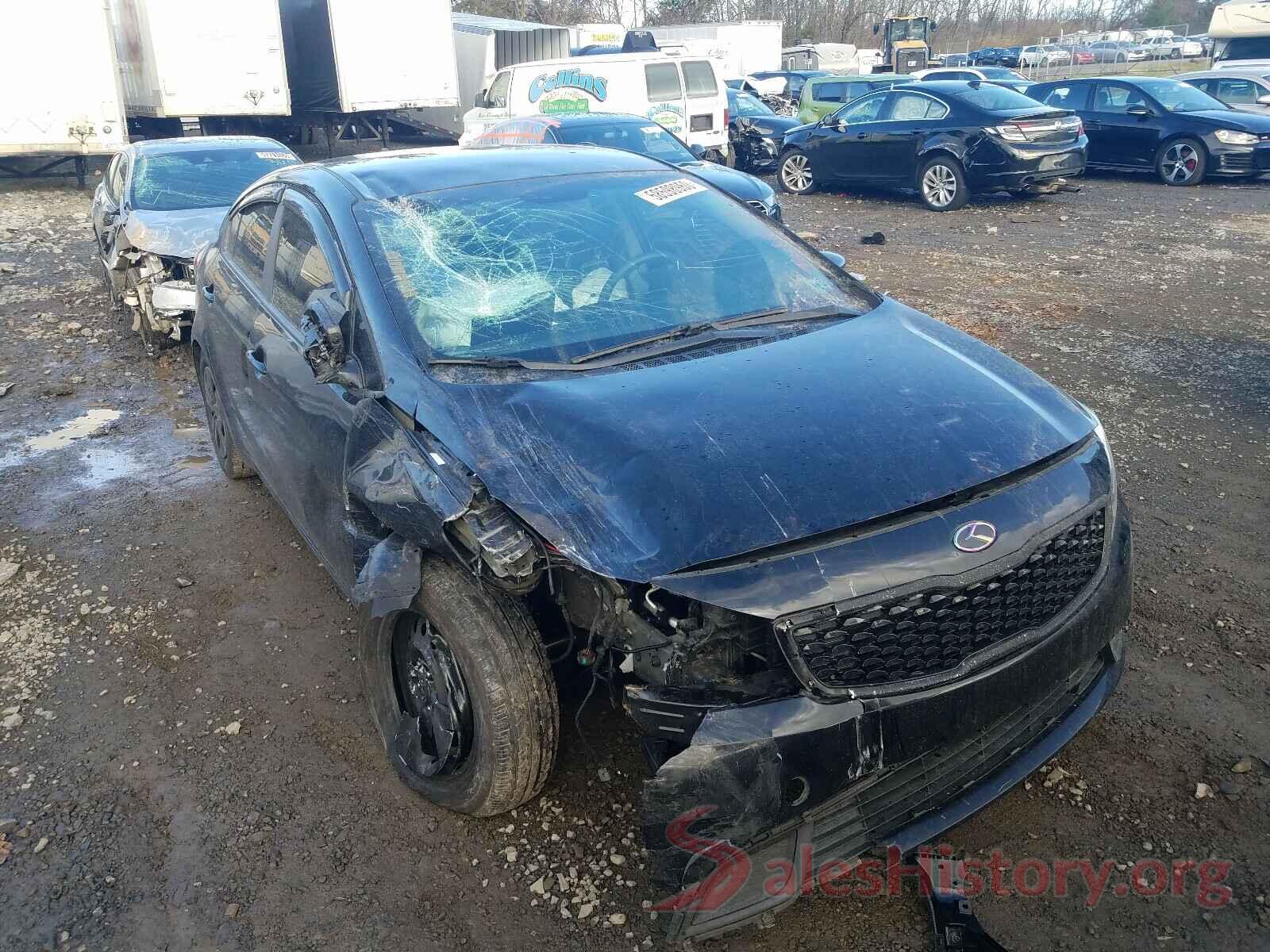 3KPFK4A79JE235108 2018 KIA FORTE