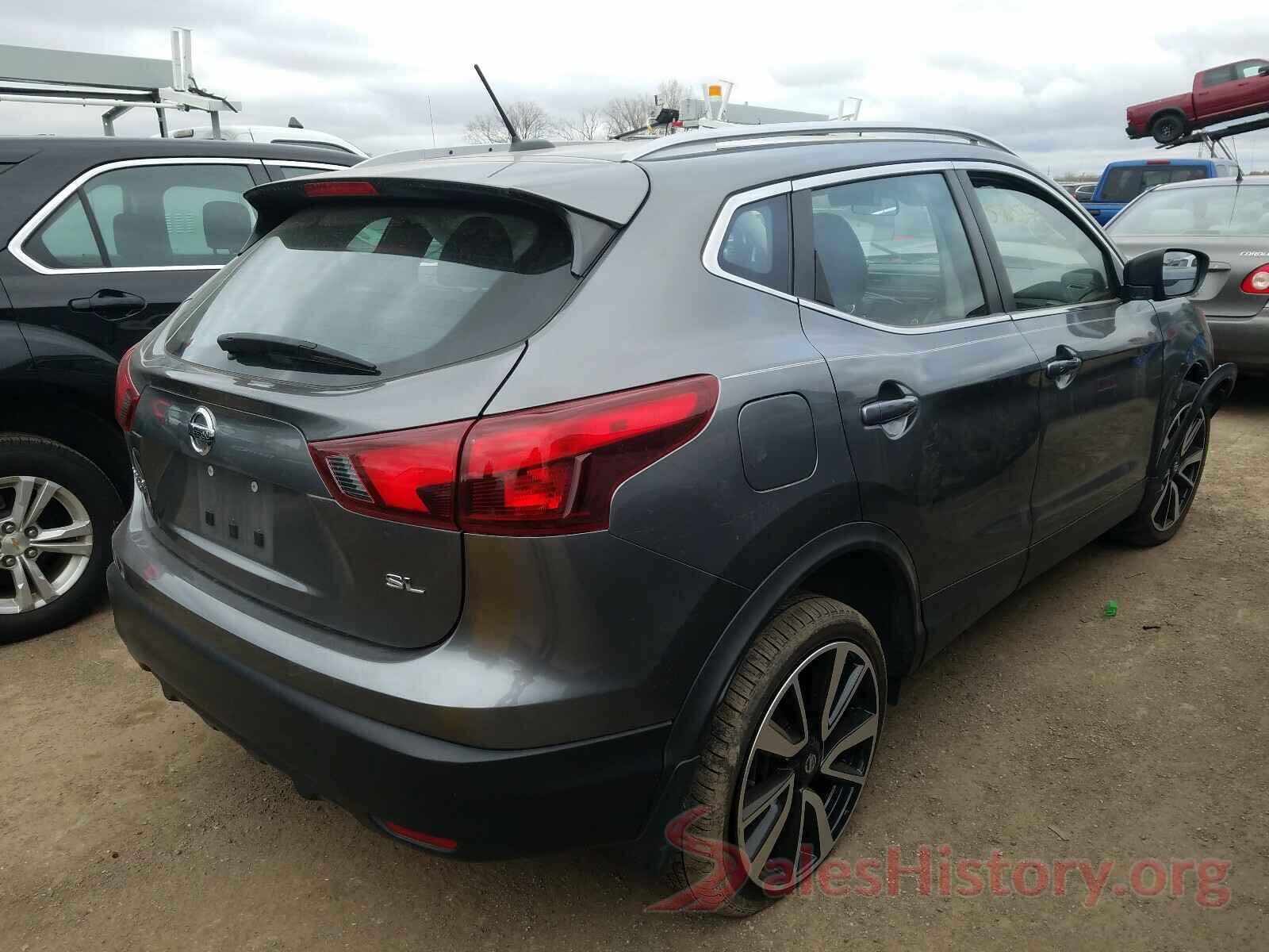 KNMAT2MT7GP680427 2017 NISSAN ROGUE