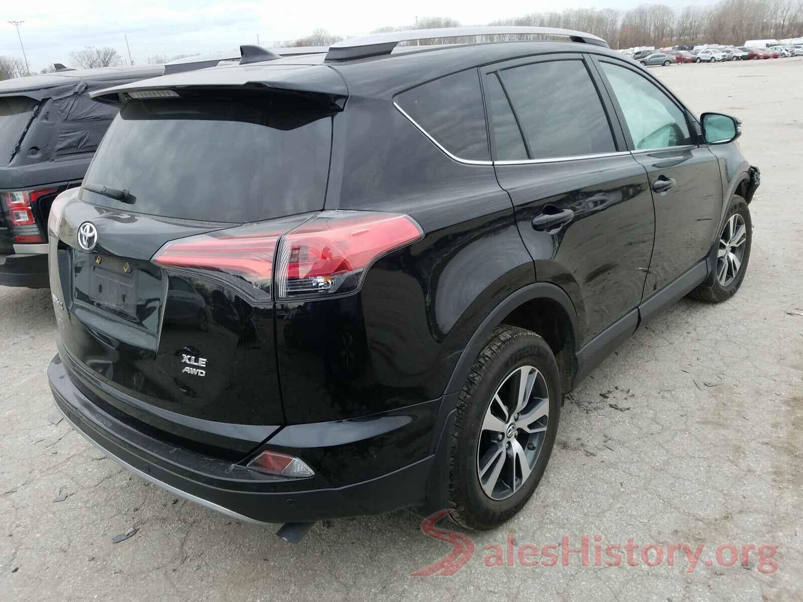 2T3RFREV3HW633663 2017 TOYOTA RAV4