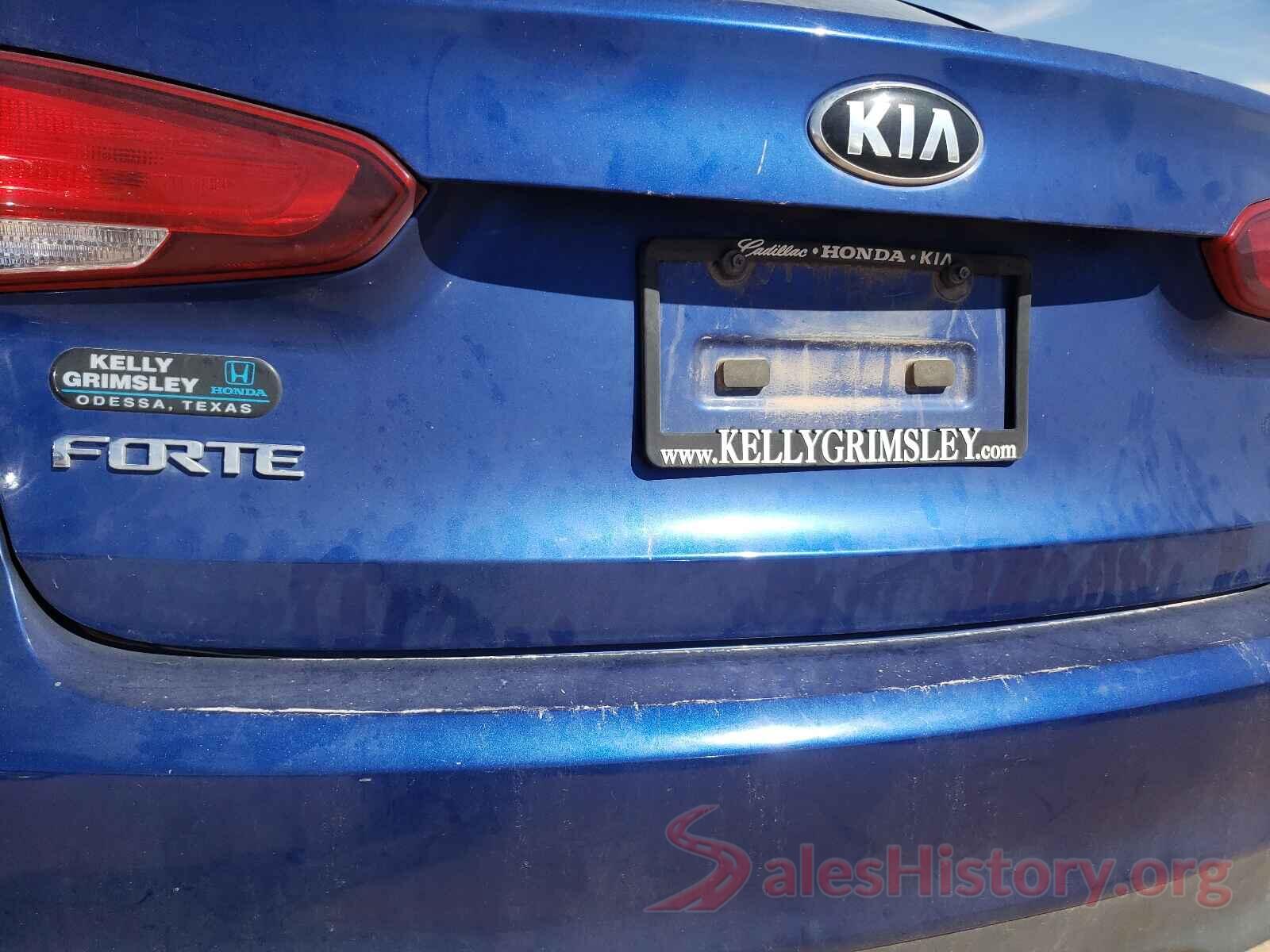 3KPFK4A77HE072114 2017 KIA FORTE