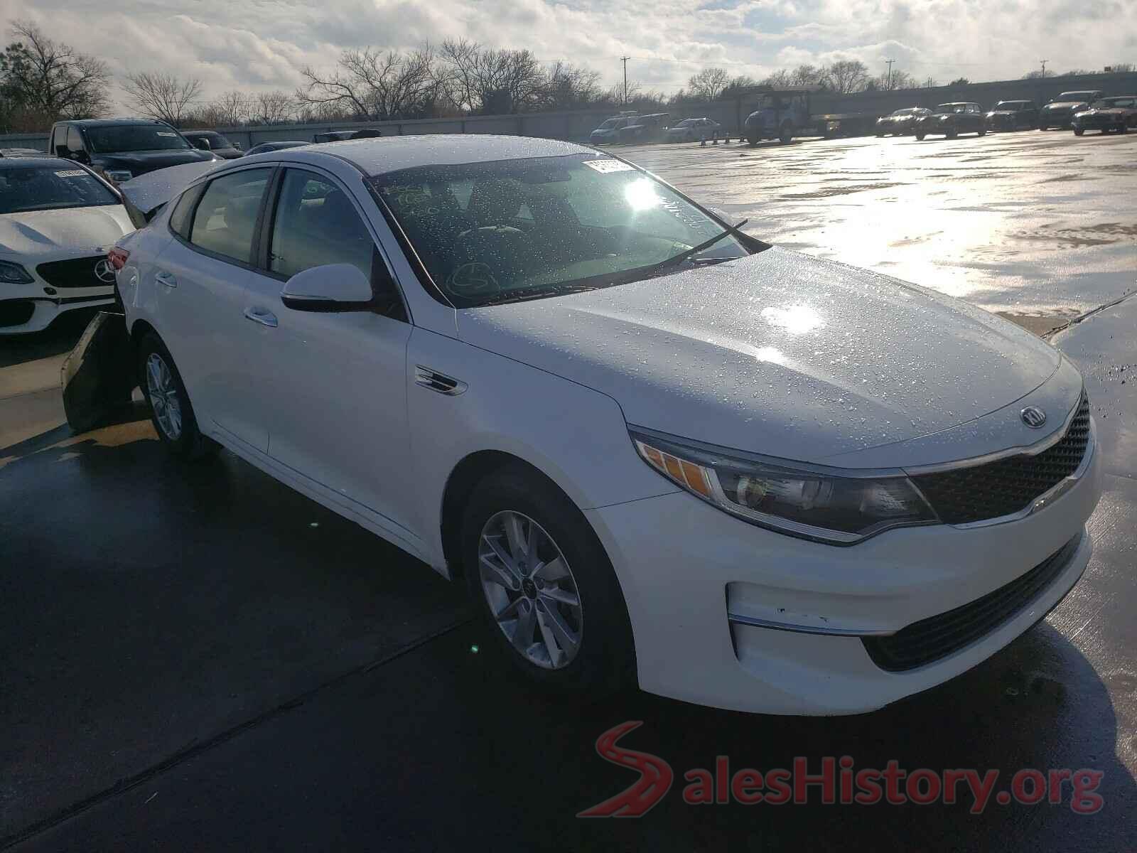 KNAGT4L32G5098848 2016 KIA OPTIMA