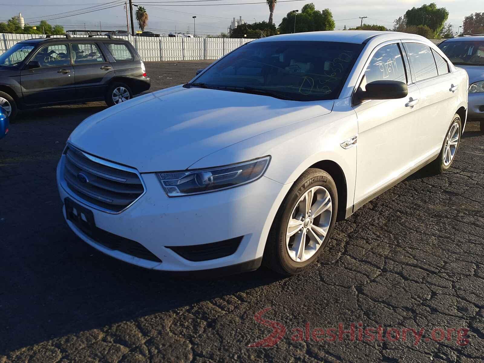 1FAHP2D86KG105720 2019 FORD TAURUS