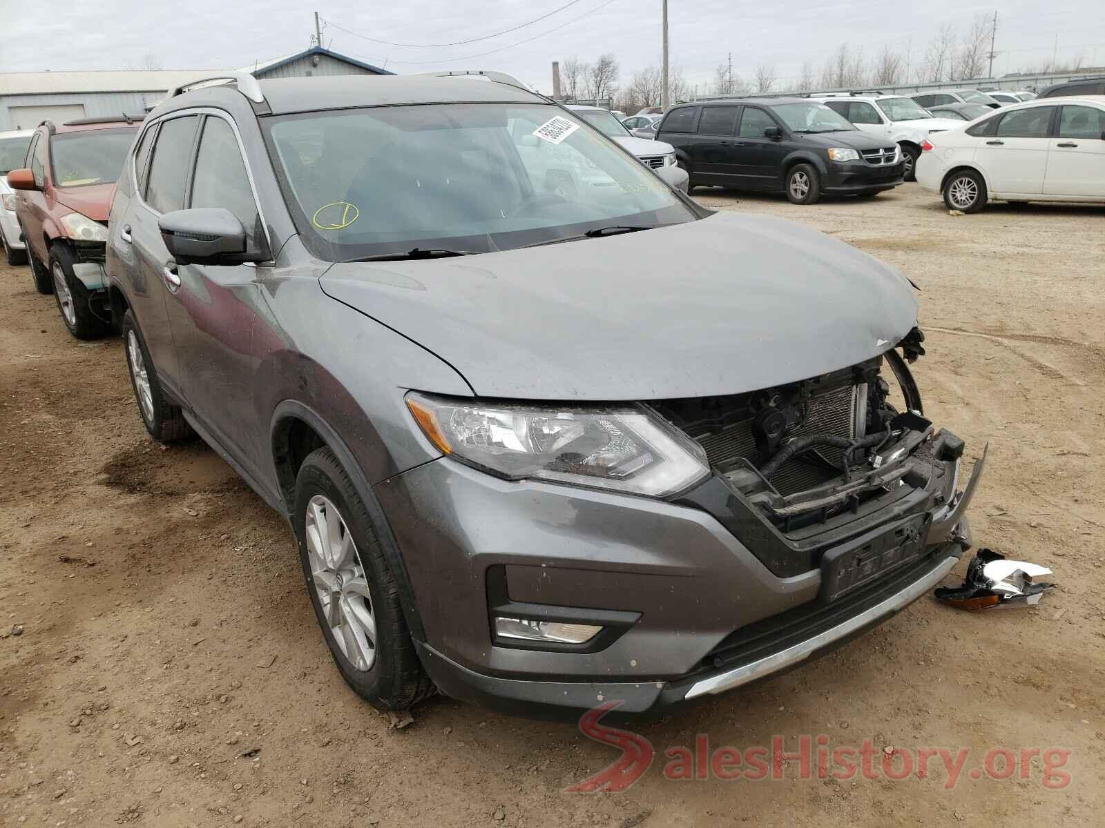 KNMAT2MV8HP503565 2017 NISSAN ROGUE