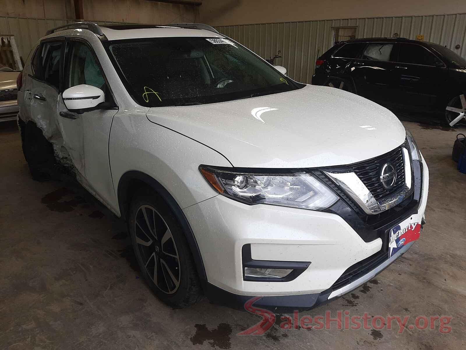 JN8AT2MTXJW485942 2018 NISSAN ROGUE