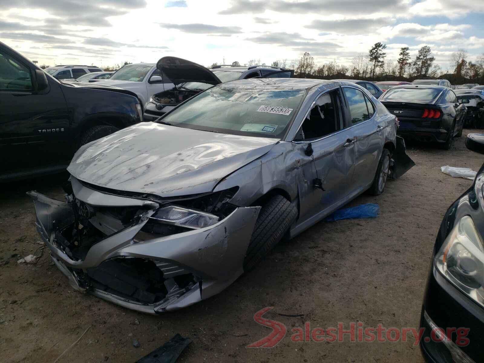 4T1B11HK5KU770638 2019 TOYOTA CAMRY