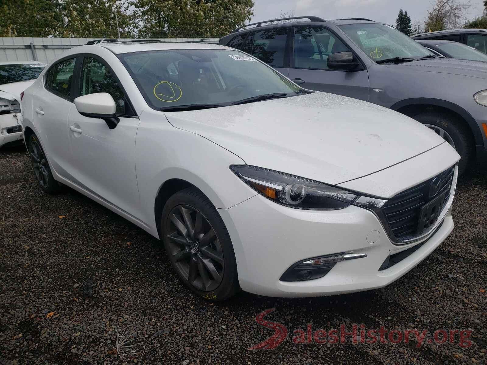 3MZBN1W30JM176916 2018 MAZDA 3