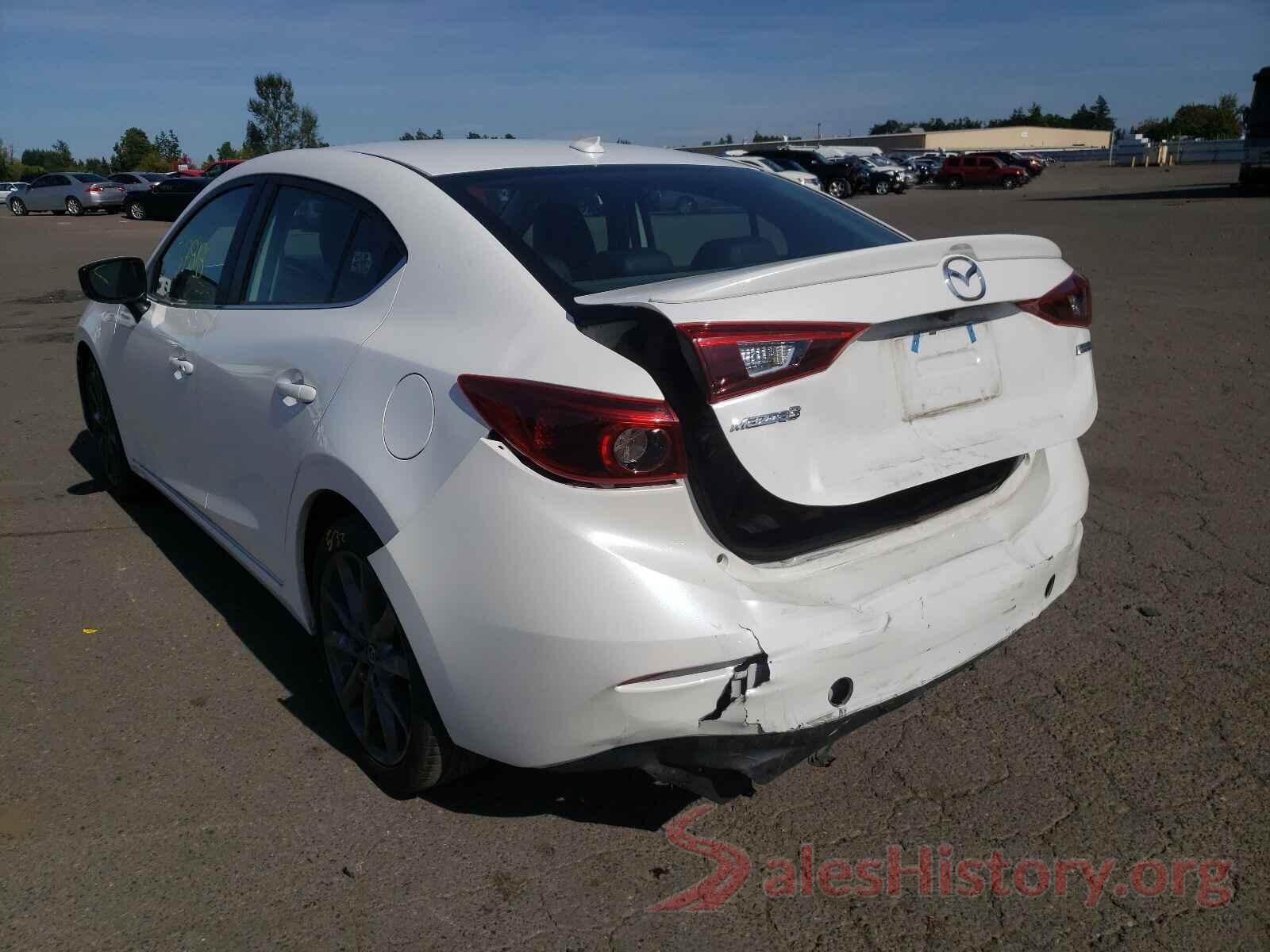 3MZBN1W30JM176916 2018 MAZDA 3