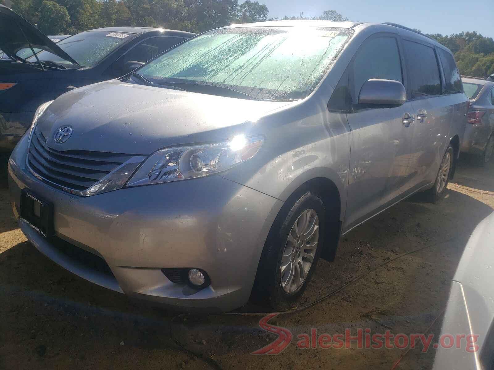 5TDYZ3DC1HS790609 2017 TOYOTA SIENNA