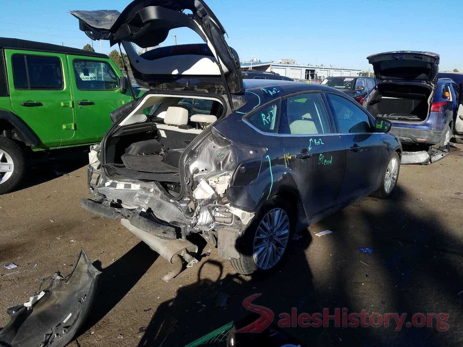 1FADP3N2XJL250084 2018 FORD FOCUS