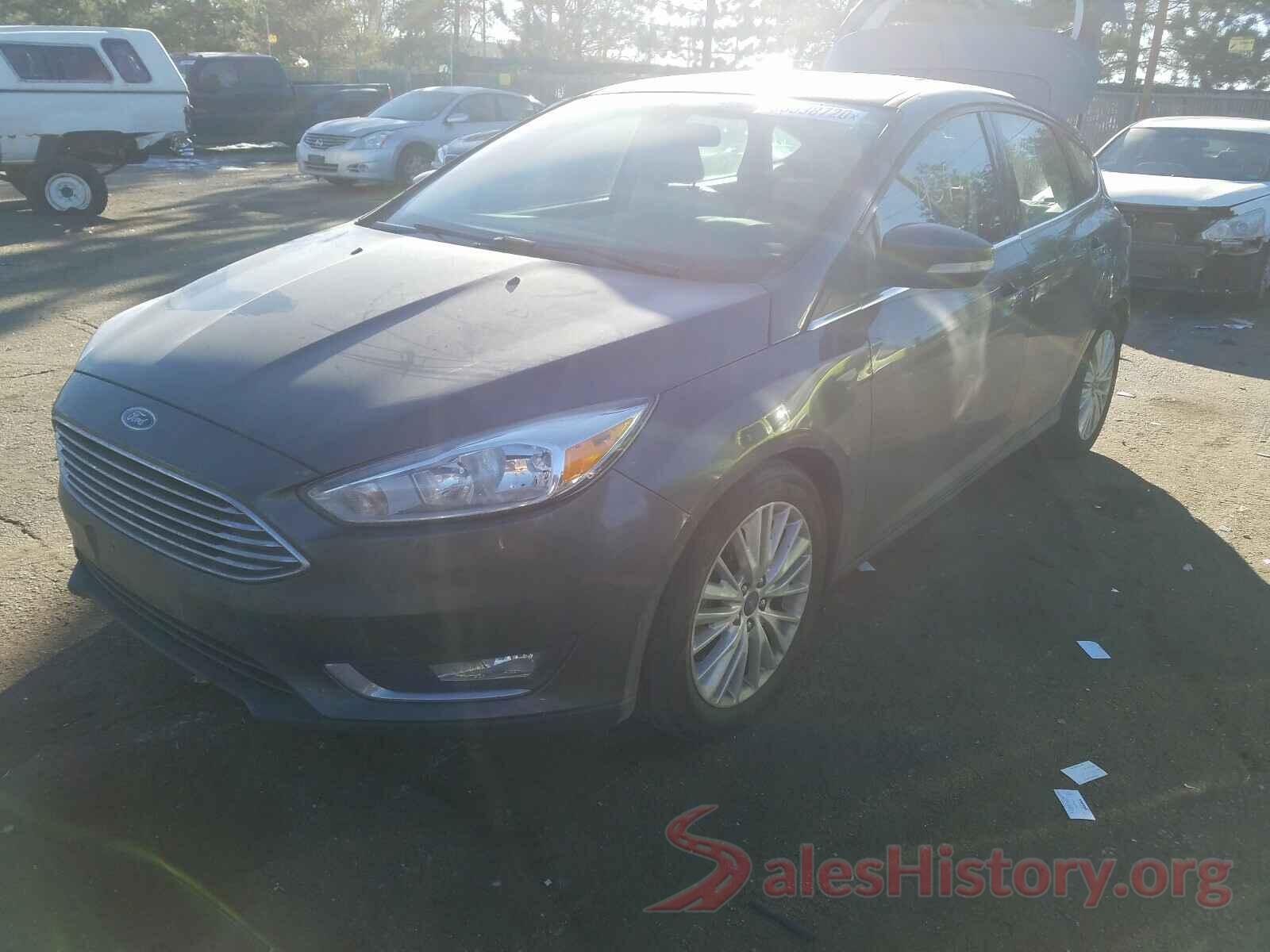 1FADP3N2XJL250084 2018 FORD FOCUS