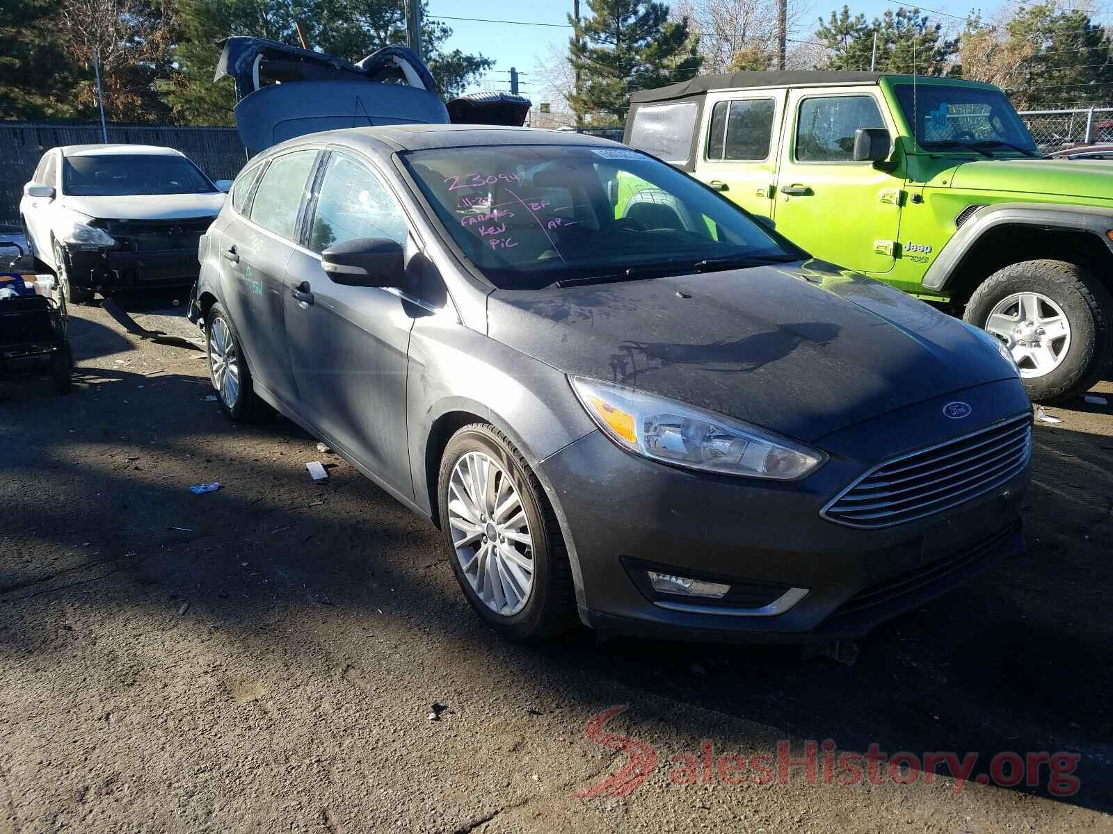 1FADP3N2XJL250084 2018 FORD FOCUS