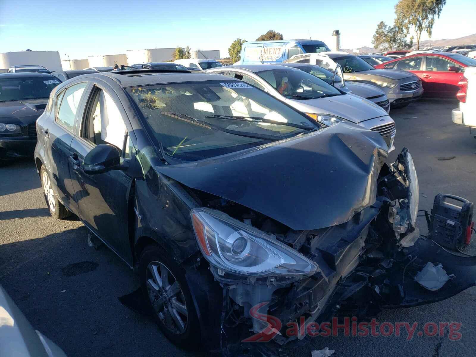 JTDKDTB32H1592030 2017 TOYOTA PRIUS