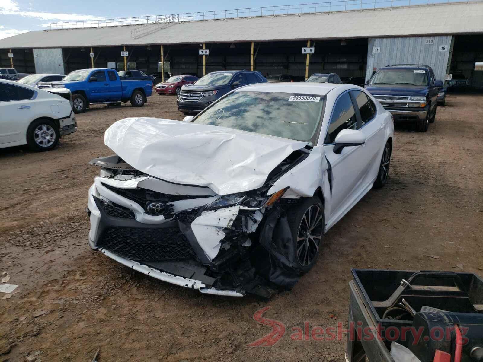 4T1B11HK1KU836649 2019 TOYOTA CAMRY