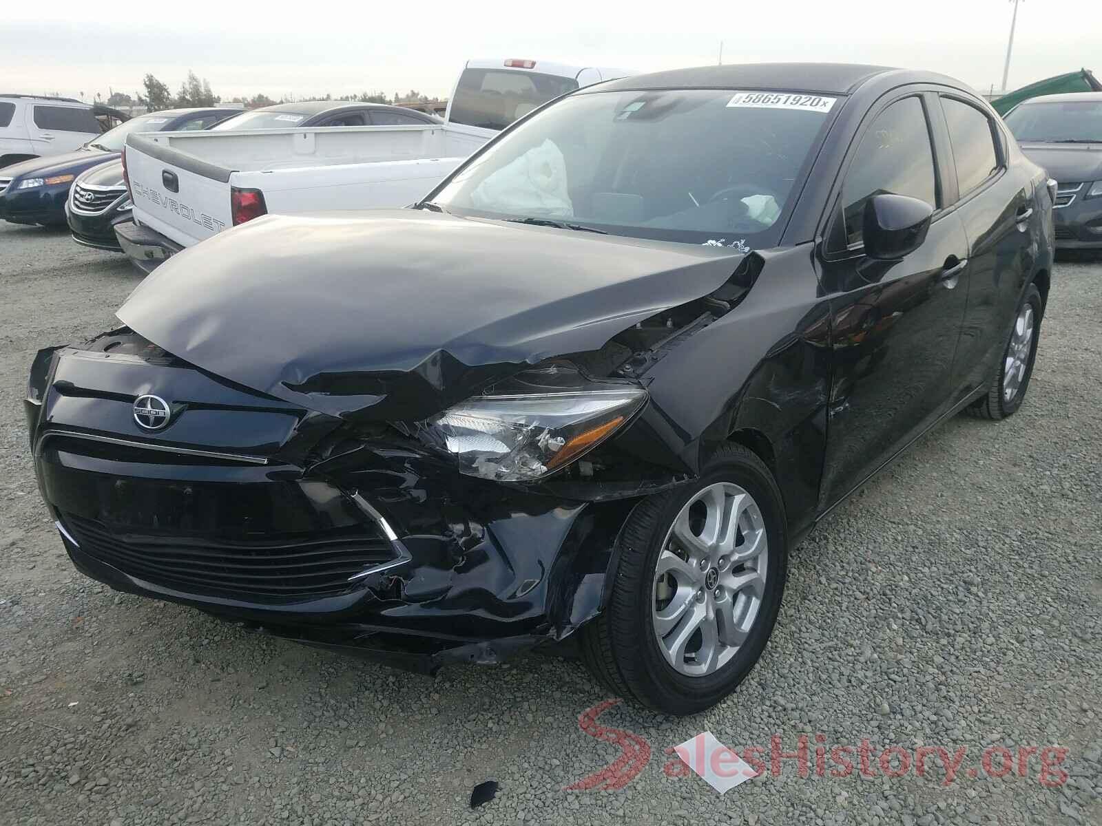 3MYDLBZV1GY111581 2016 TOYOTA SCION