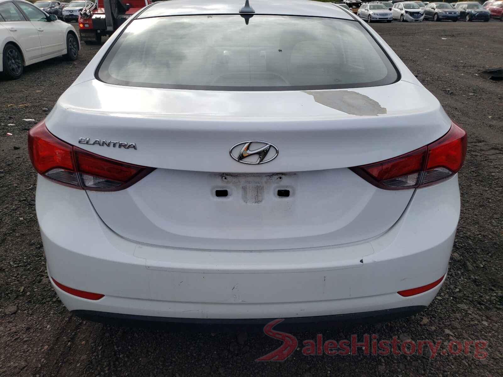 5NPDH4AE7GH724681 2016 HYUNDAI ELANTRA