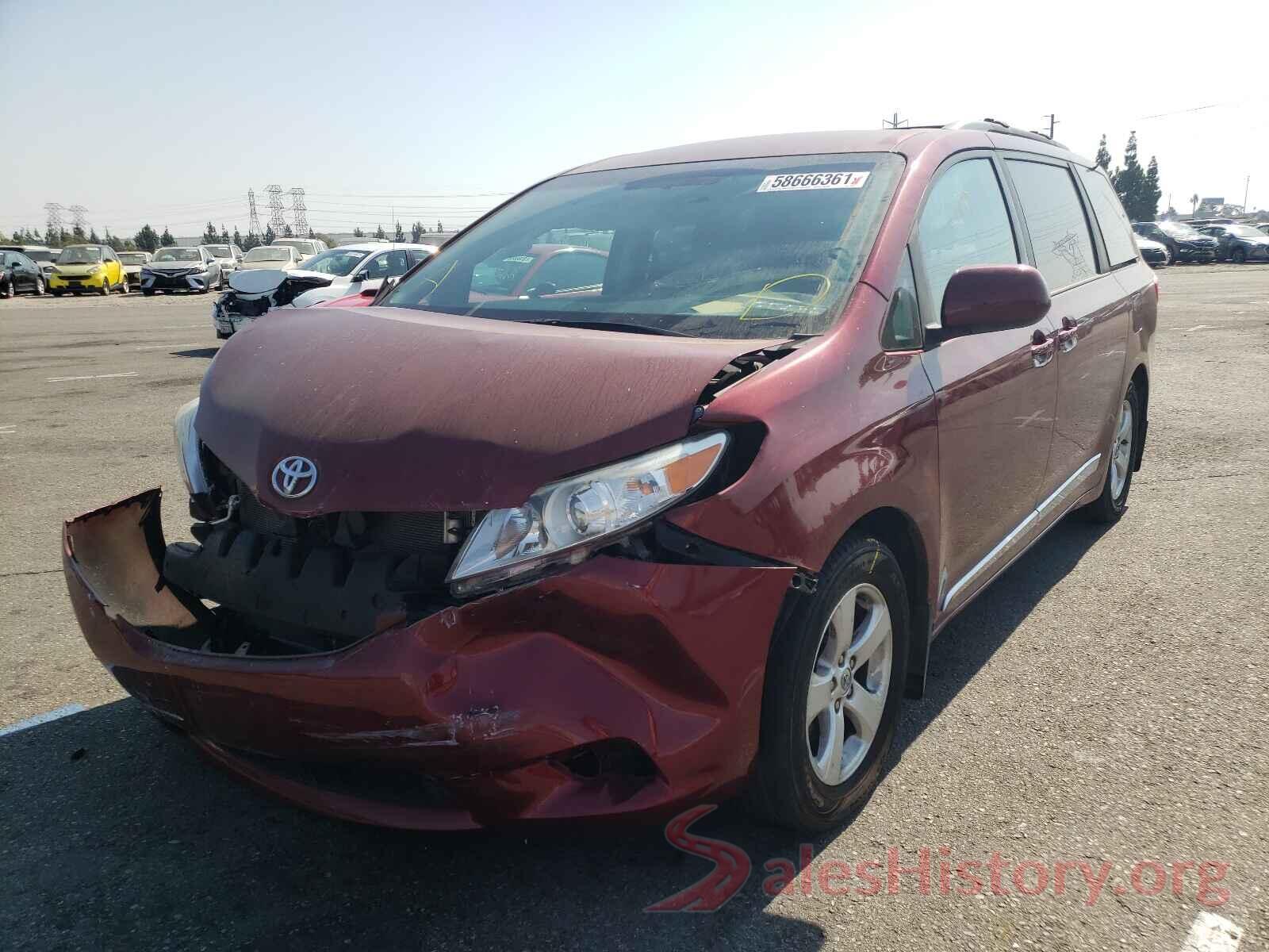 5TDKK3DCXGS711835 2016 TOYOTA SIENNA