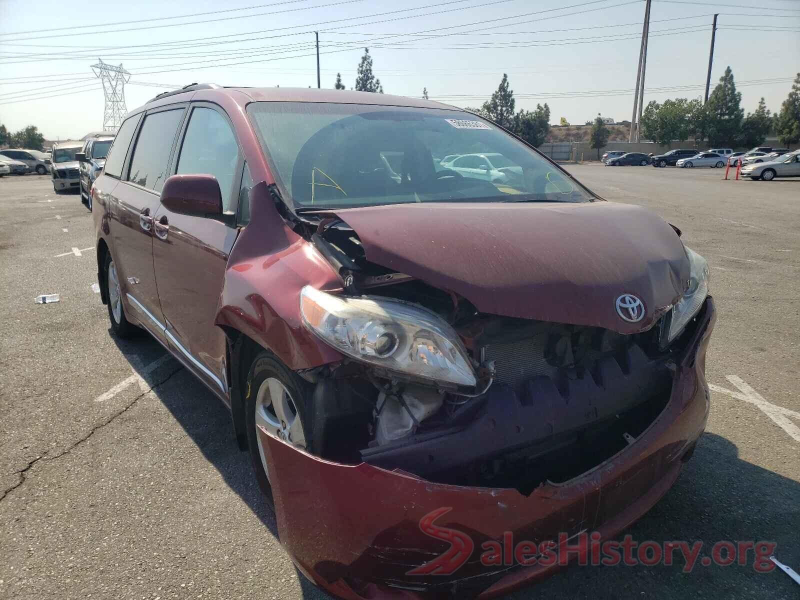 5TDKK3DCXGS711835 2016 TOYOTA SIENNA