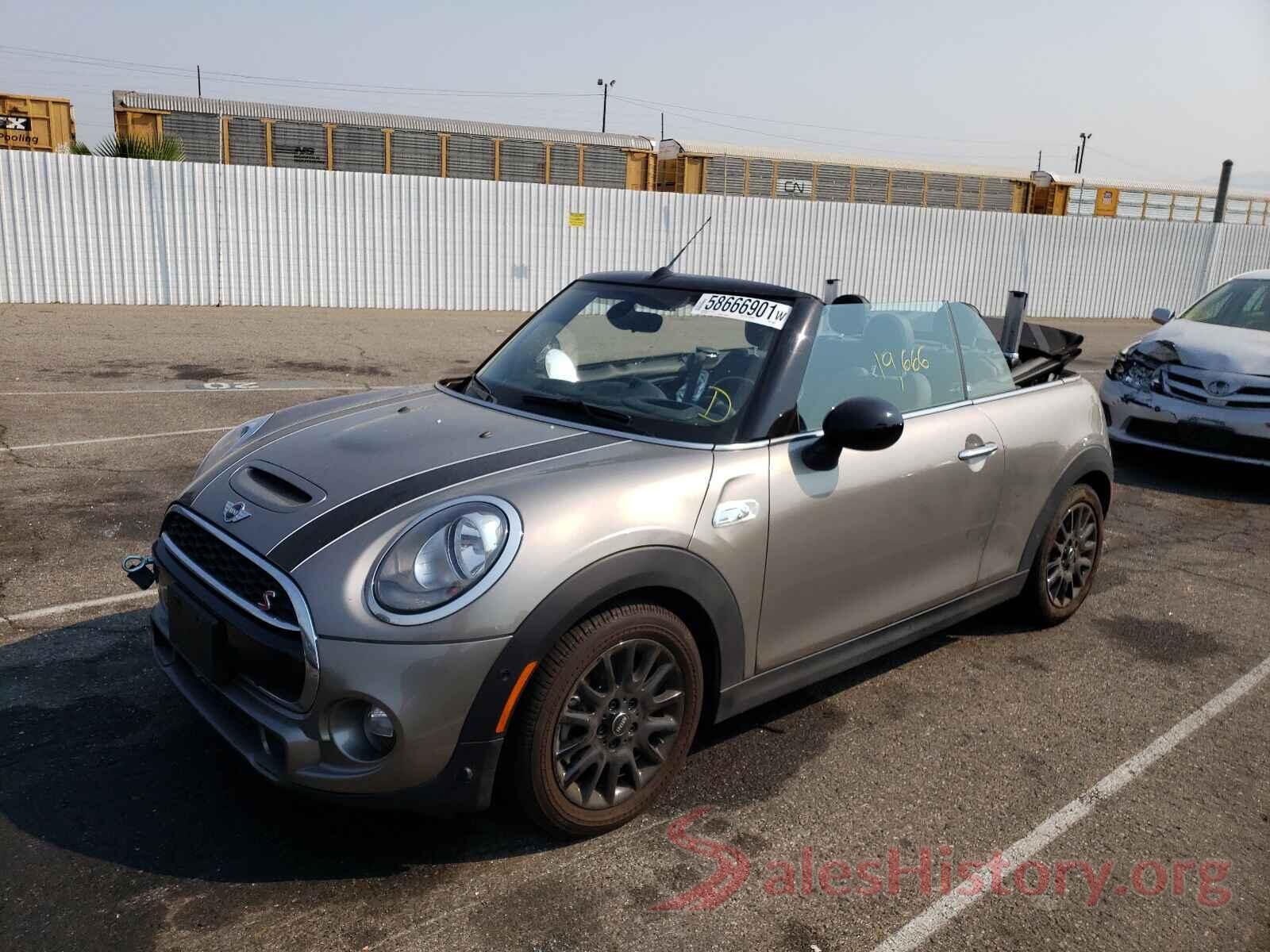 WMWWG9C55J3E38353 2018 MINI COOPER