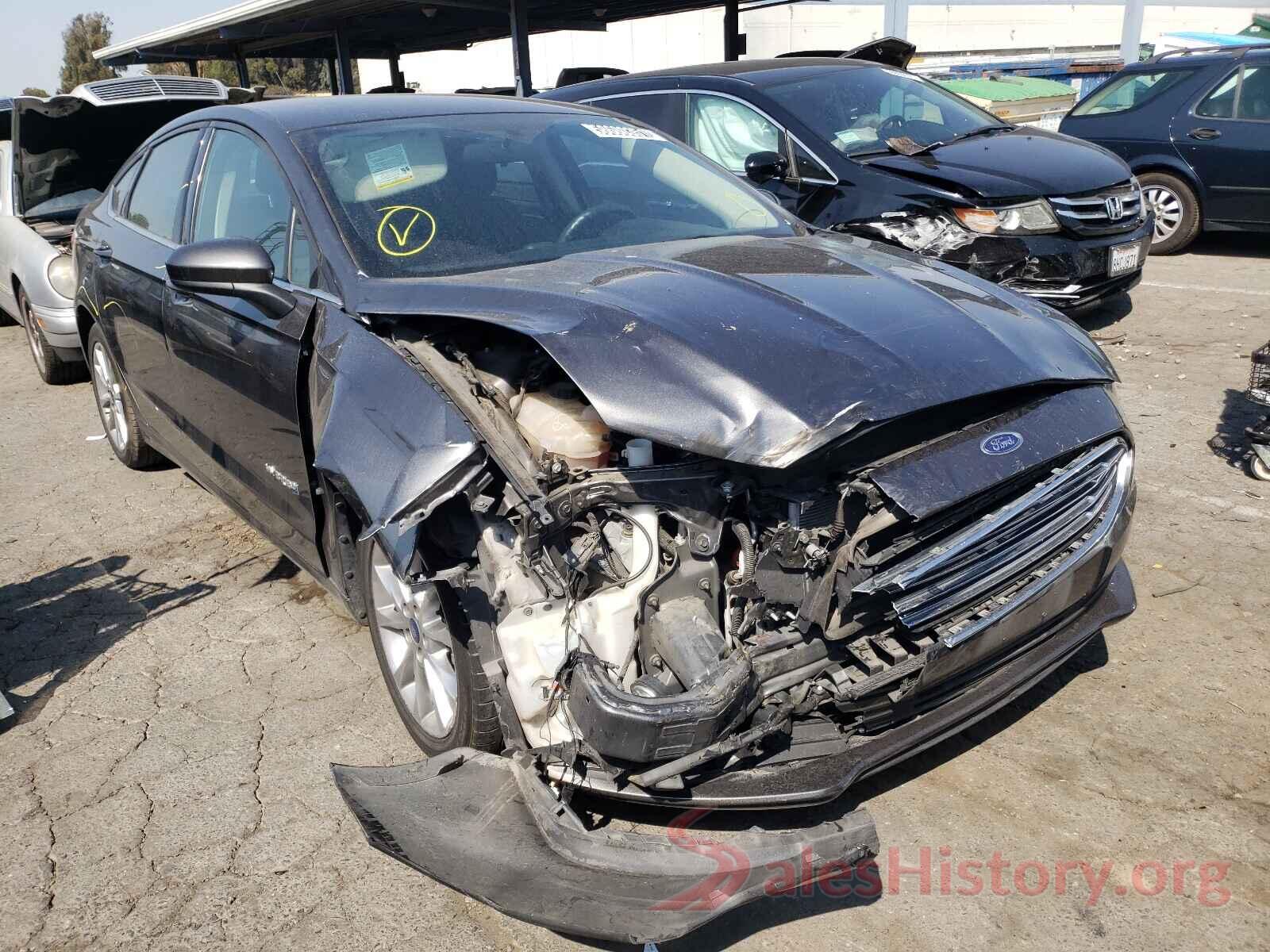 3FA6P0LU8HR385555 2017 FORD FUSION