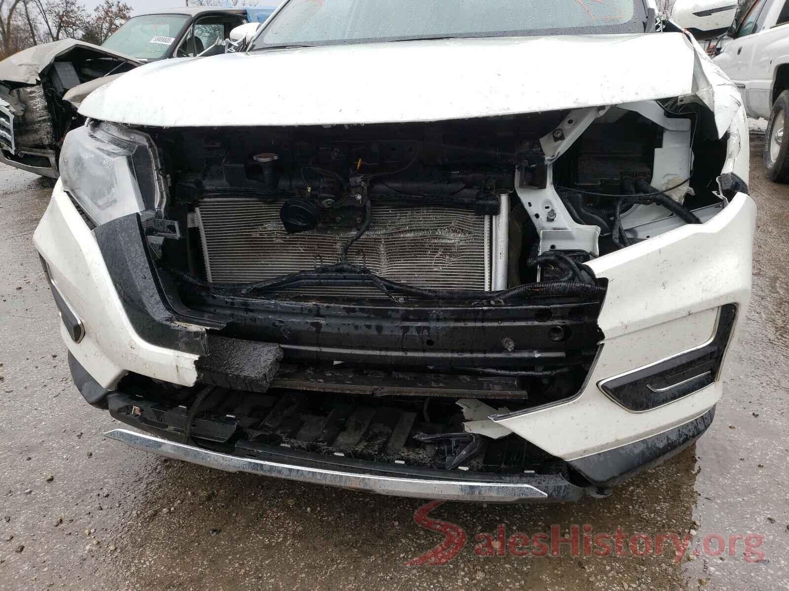 KNMAT2MV7HP558086 2017 NISSAN ROGUE