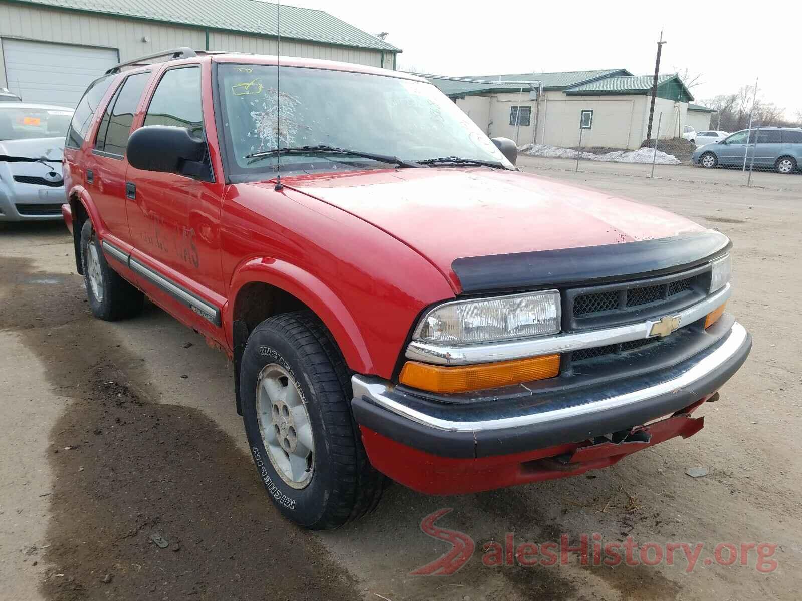 1GNDT13W1Y2361680 2000 CHEVROLET BLAZER