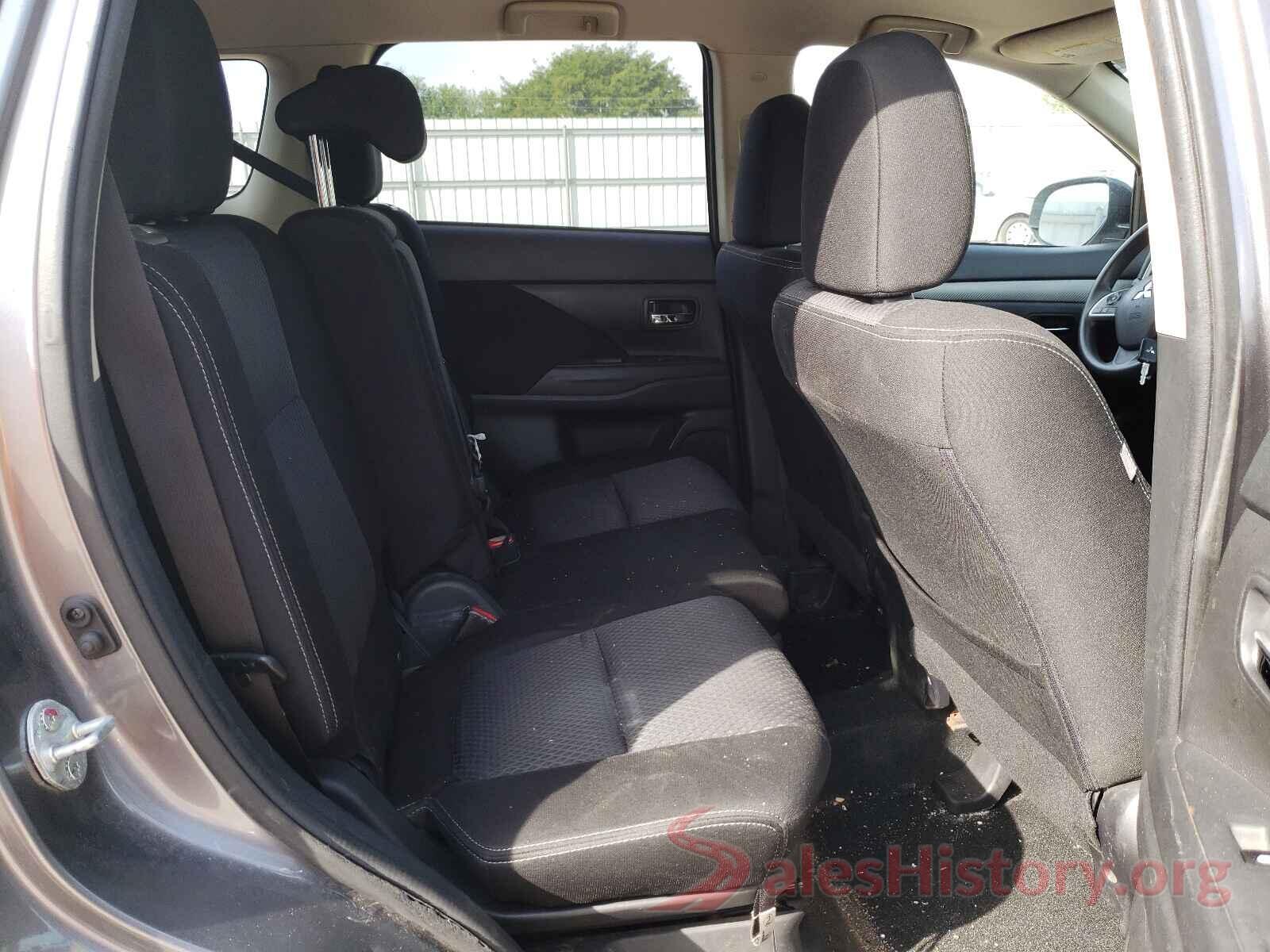 JA4AZ3A35JJ006161 2018 MITSUBISHI OUTLANDER