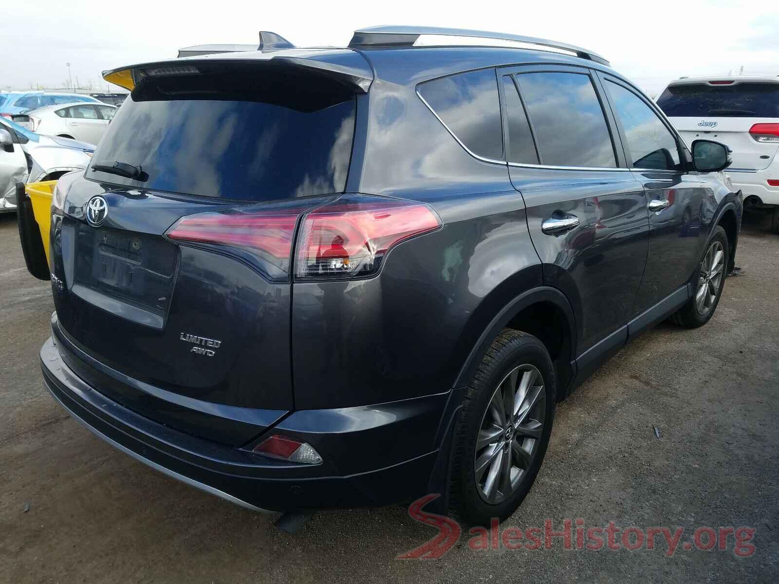 2T3DFREV5HW621010 2017 TOYOTA RAV4