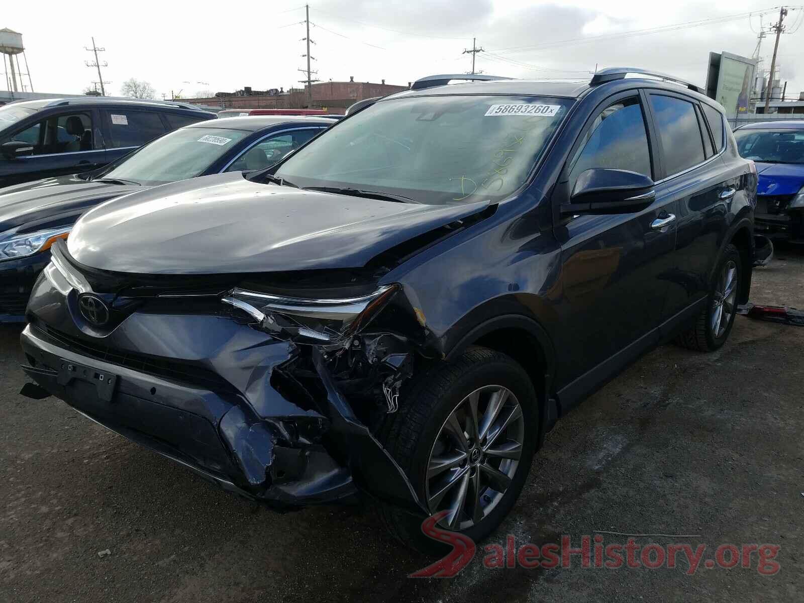 2T3DFREV5HW621010 2017 TOYOTA RAV4