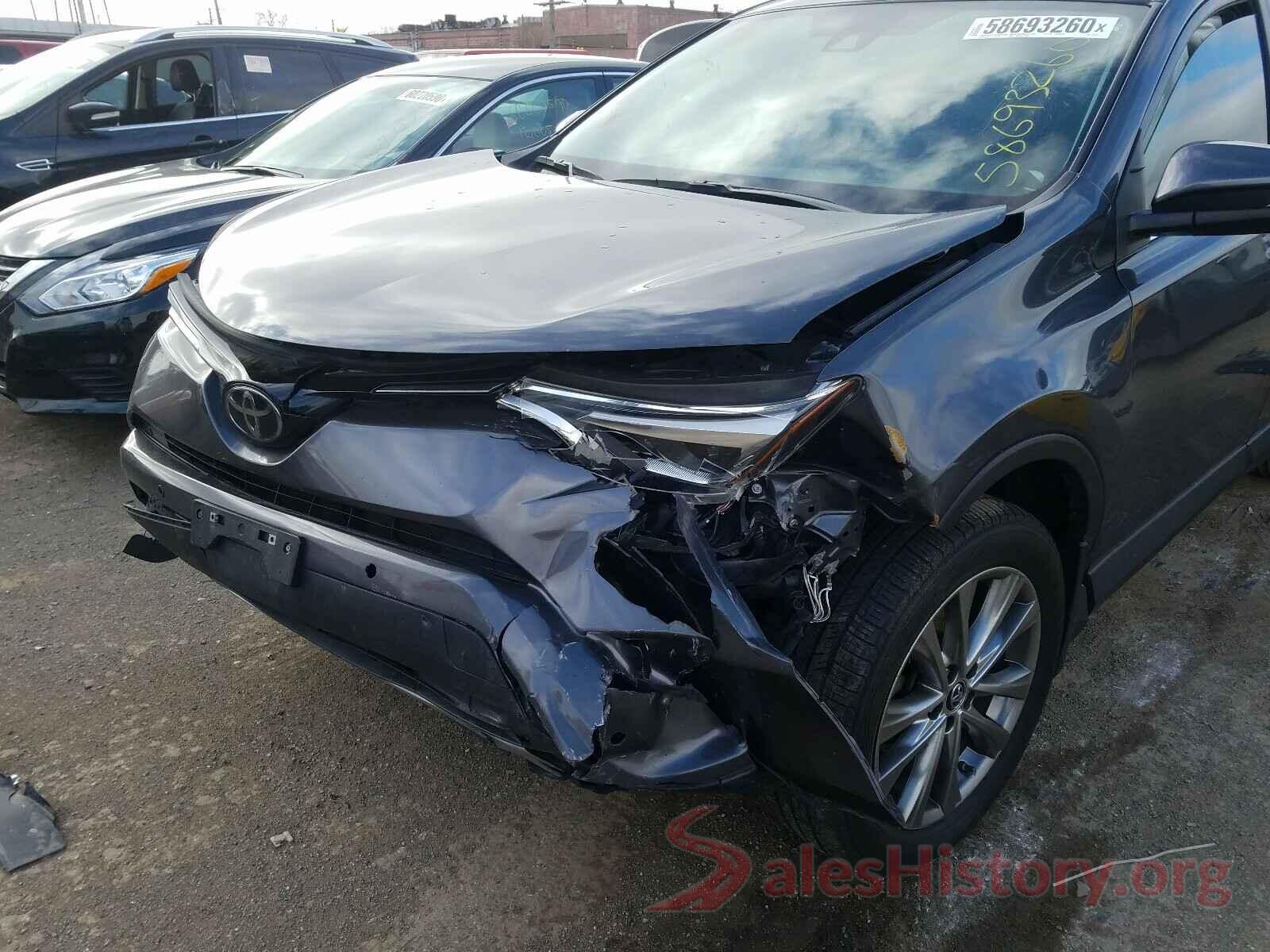 2T3DFREV5HW621010 2017 TOYOTA RAV4