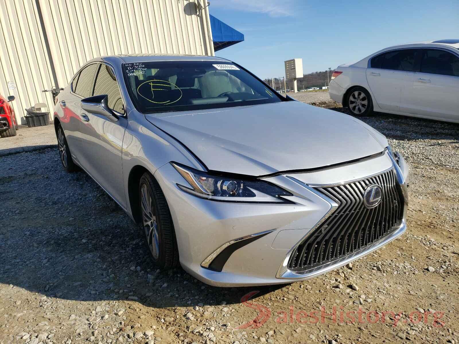 JTHB21B15K2006042 2019 LEXUS ES300