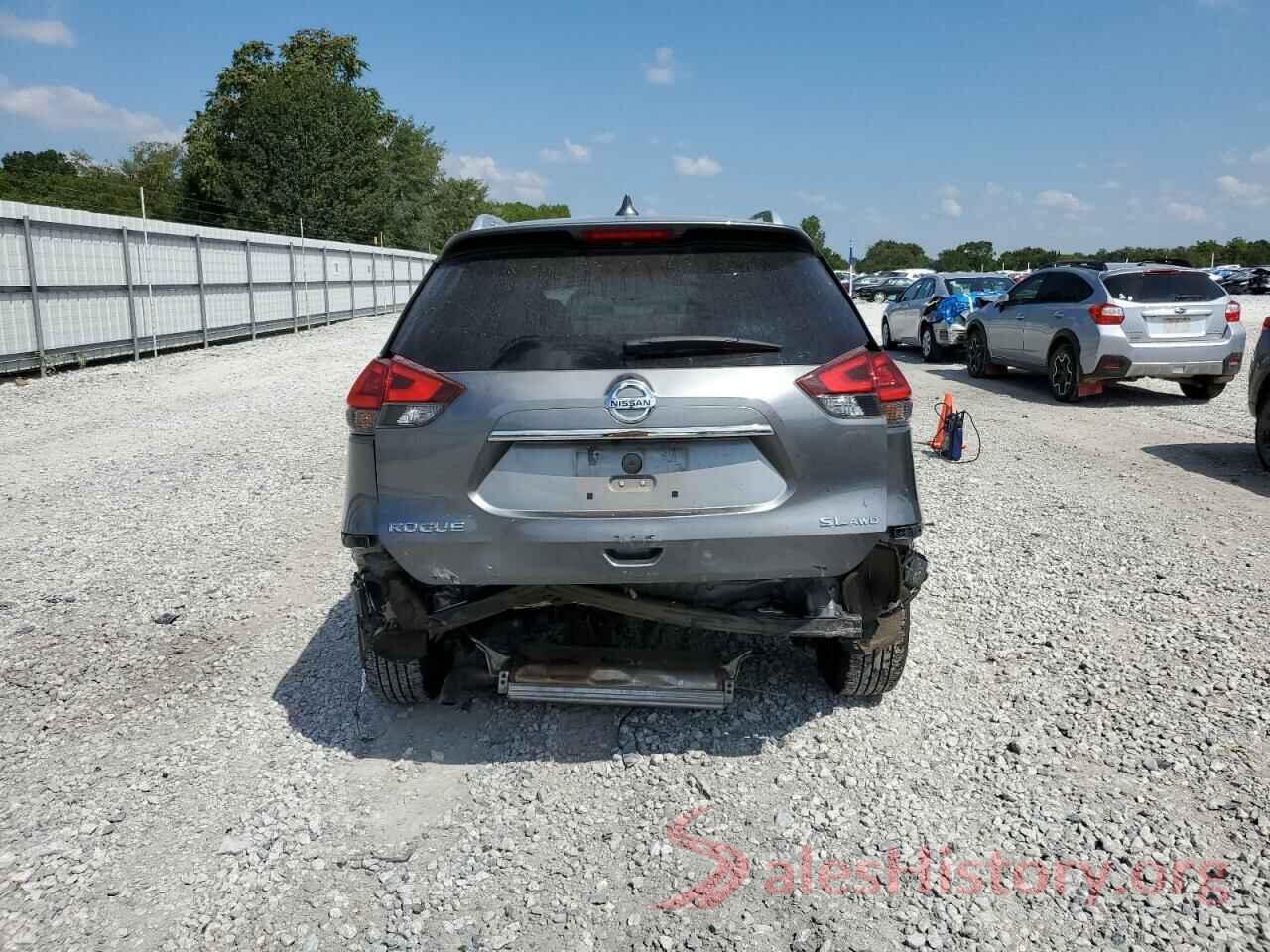 JN8AT2MV3JW317562 2018 NISSAN ROGUE