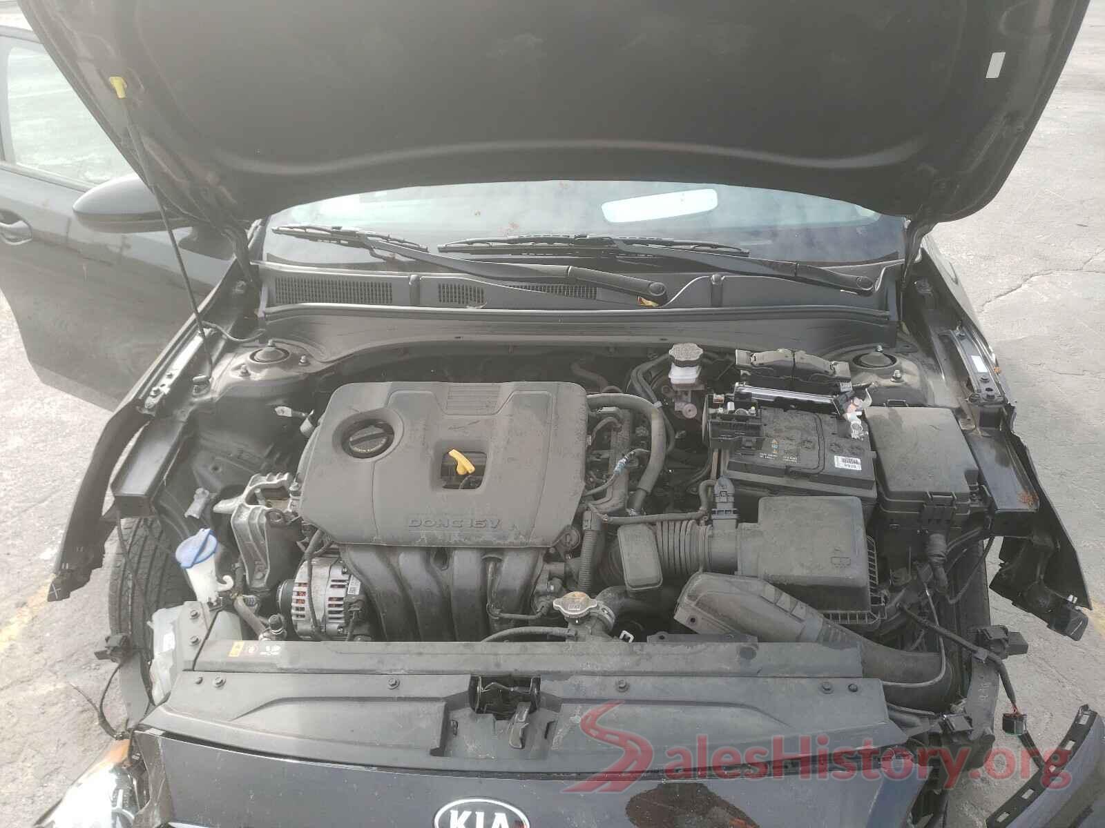 3KPF24AD4KE008402 2019 KIA FORTE