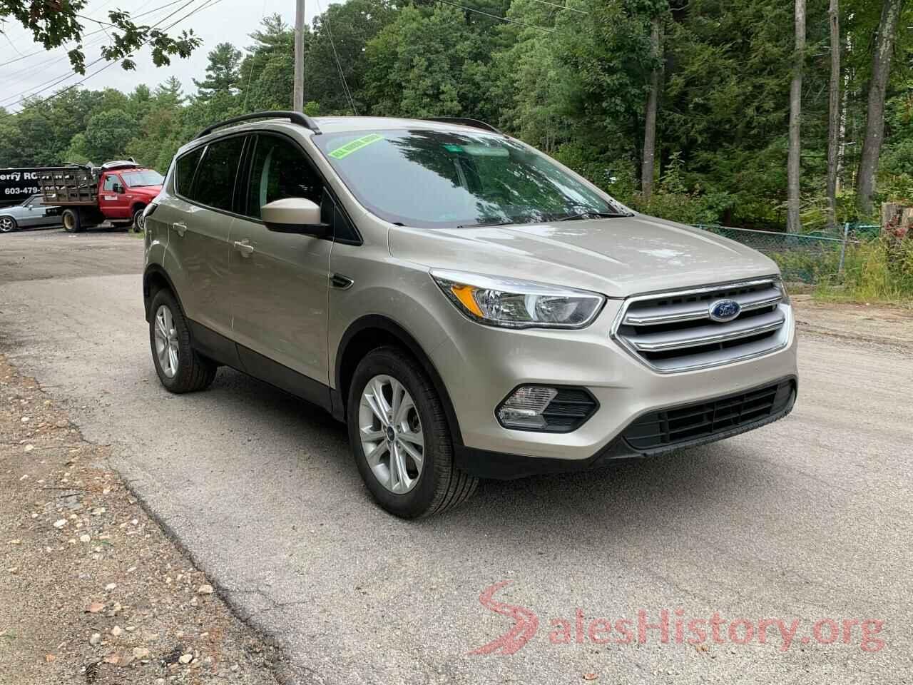 1FMCU9GD9JUC66105 2018 FORD ESCAPE