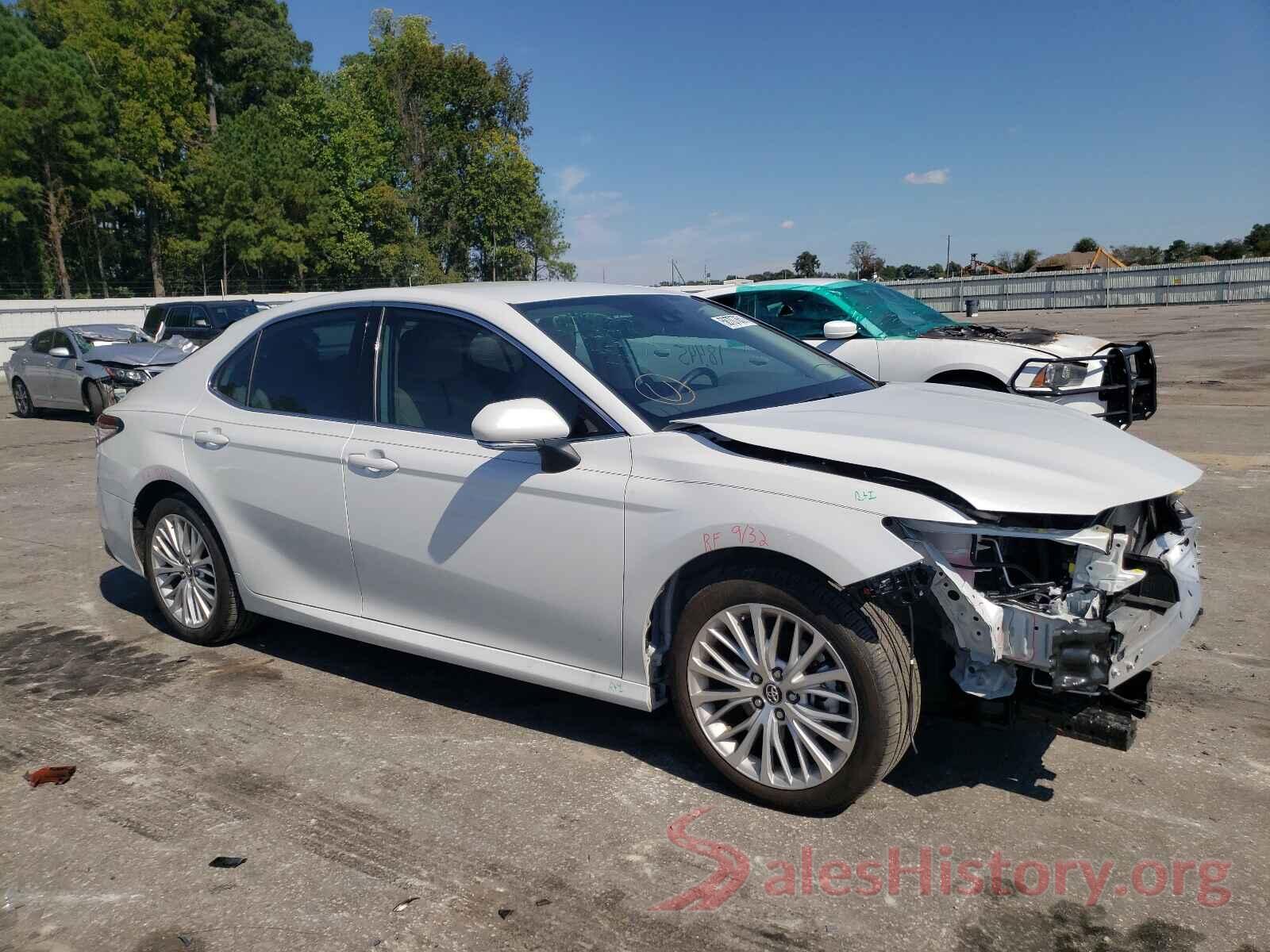 4T1B11HKXKU831014 2019 TOYOTA CAMRY