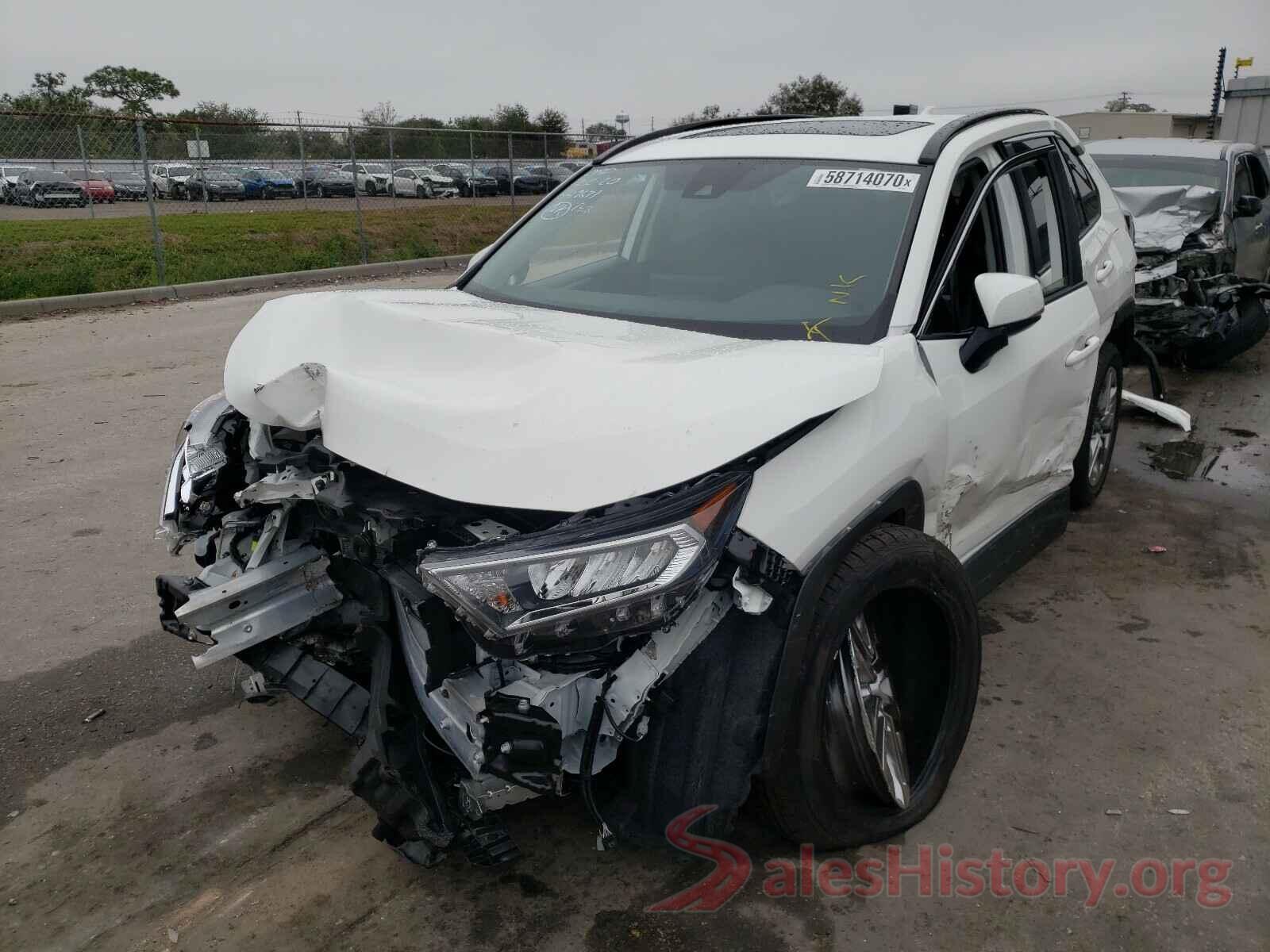 JTMC1RFV0LD048256 2020 TOYOTA RAV4