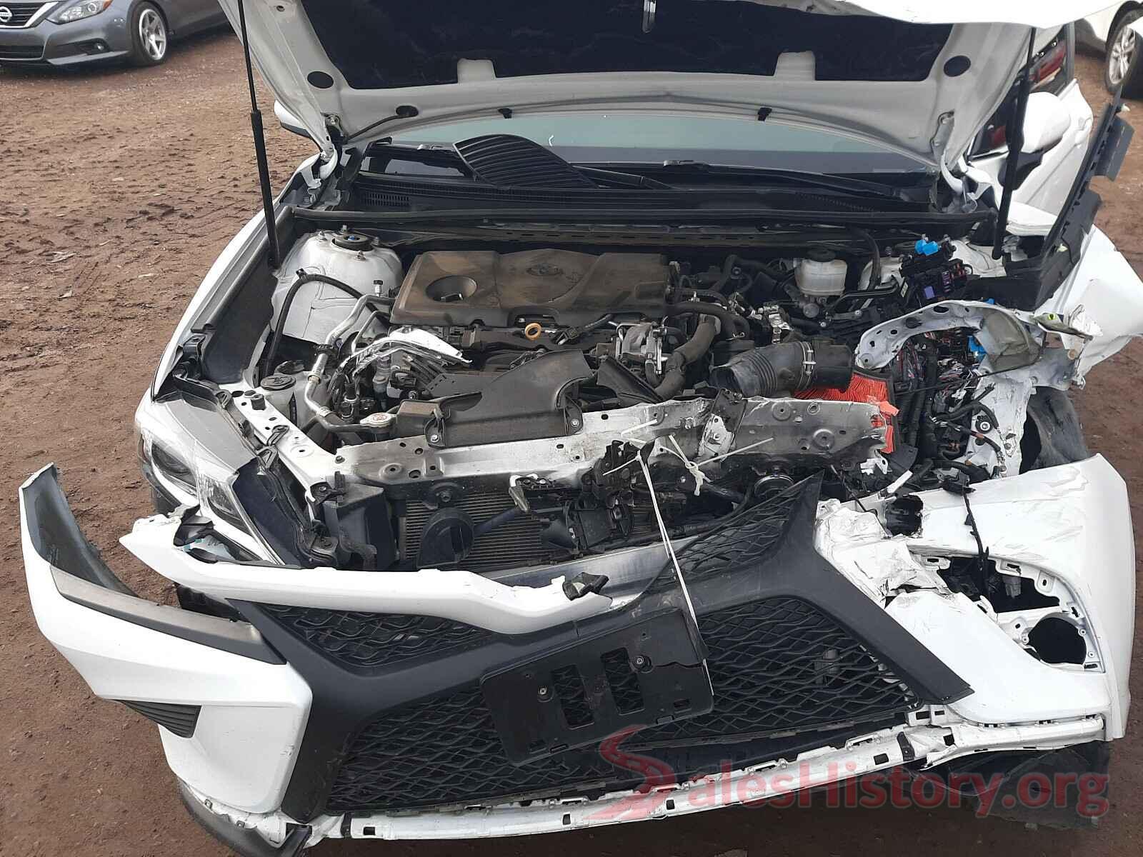 4T1B11HK8KU692369 2019 TOYOTA CAMRY