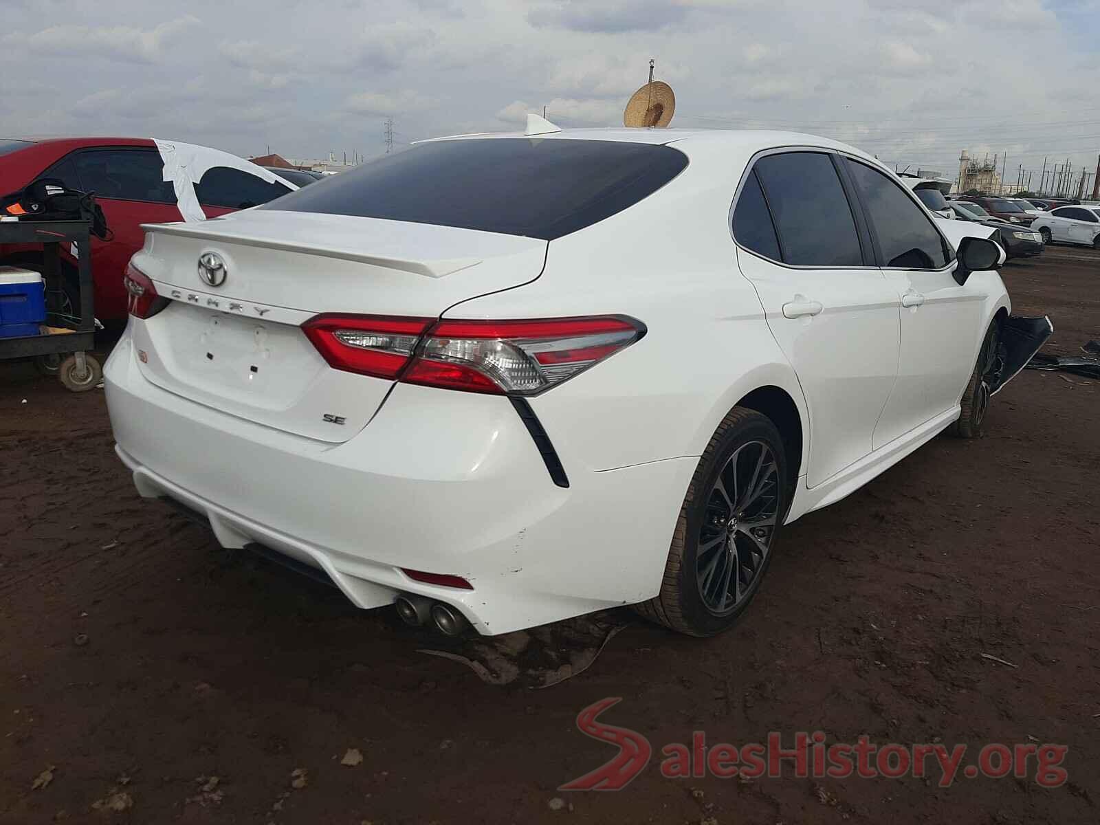 4T1B11HK8KU692369 2019 TOYOTA CAMRY