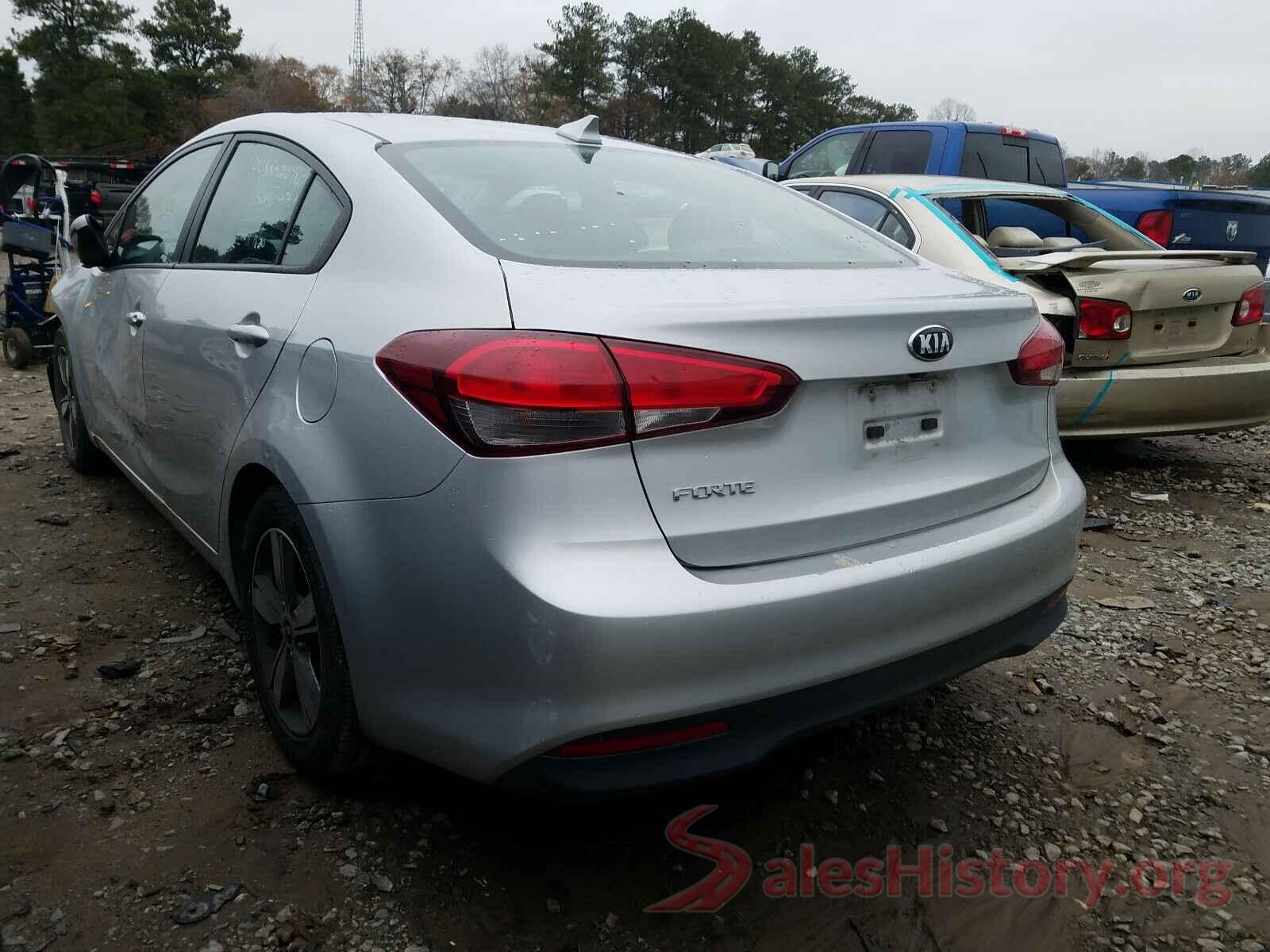 3KPFL4A7XJE242100 2018 KIA FORTE