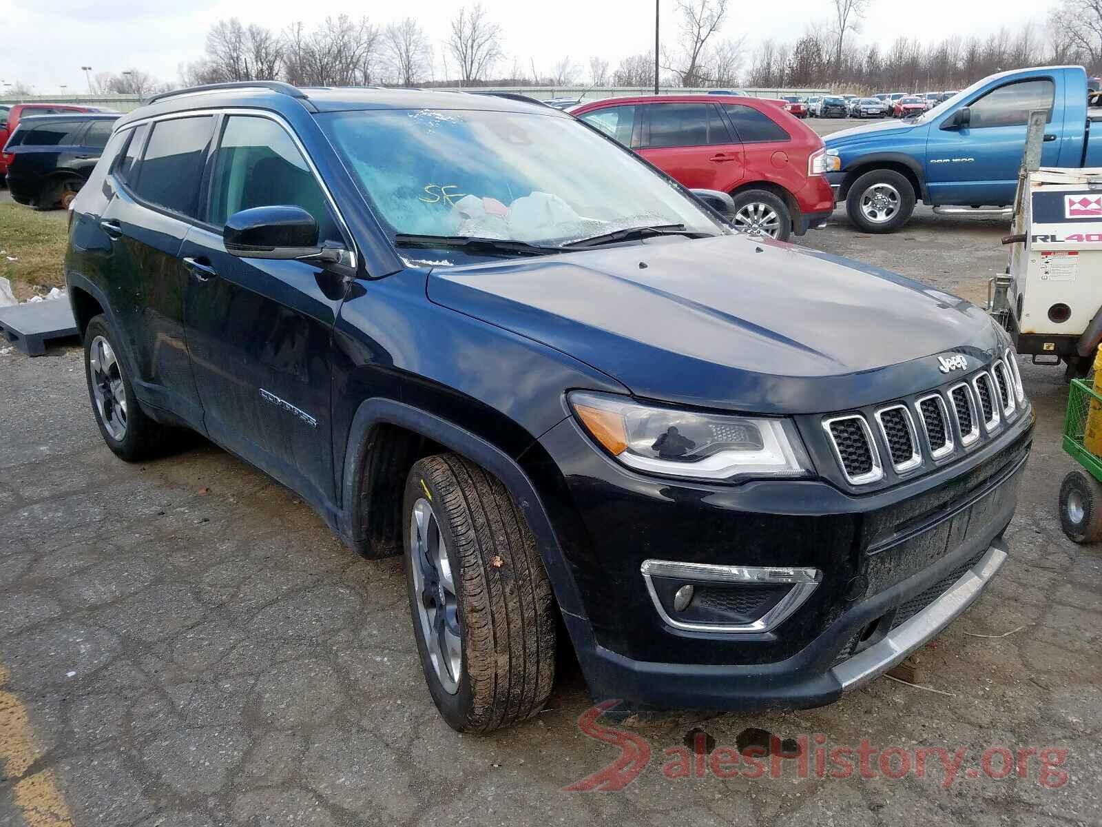 3C4NJDCB7JT341438 2018 JEEP COMPASS