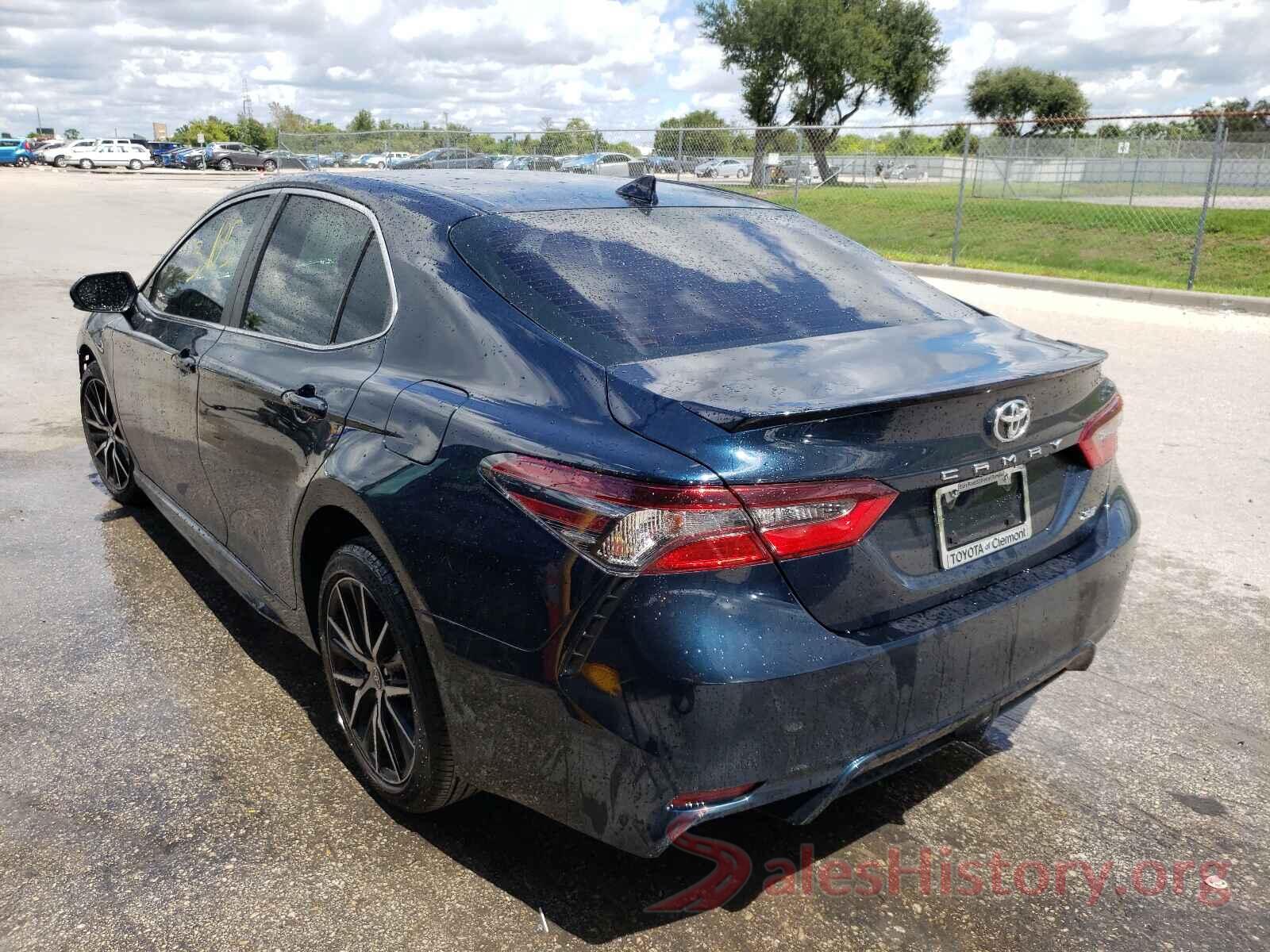 4T1T11AK2MU604577 2021 TOYOTA CAMRY