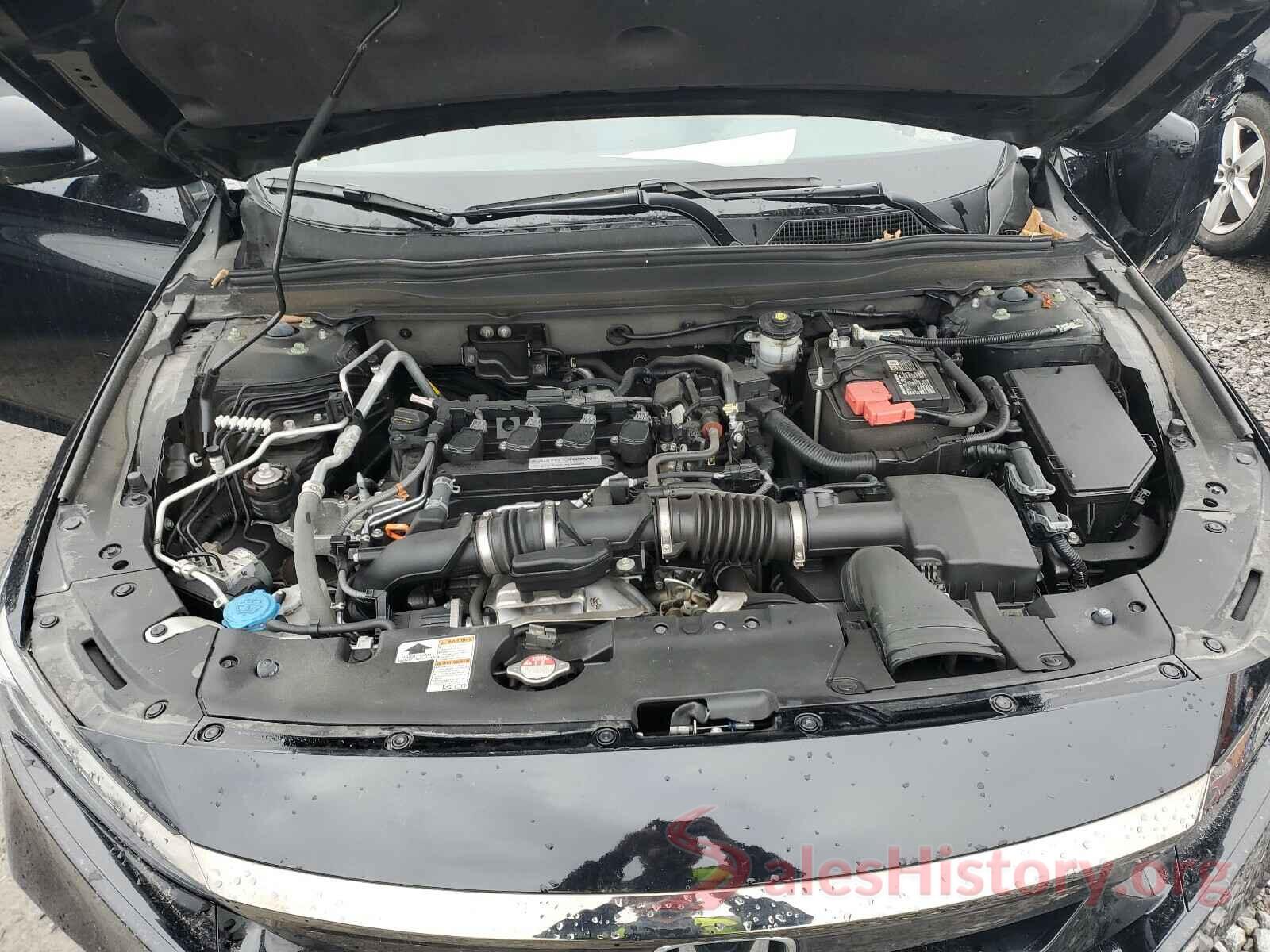 1HGCV1F34JA807334 2018 HONDA ACCORD