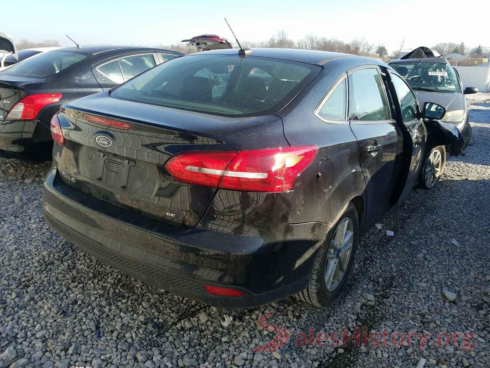 1FADP3F24JL210100 2018 FORD FOCUS