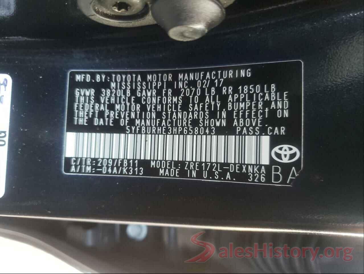 5YFBURHE3HP658043 2017 TOYOTA COROLLA