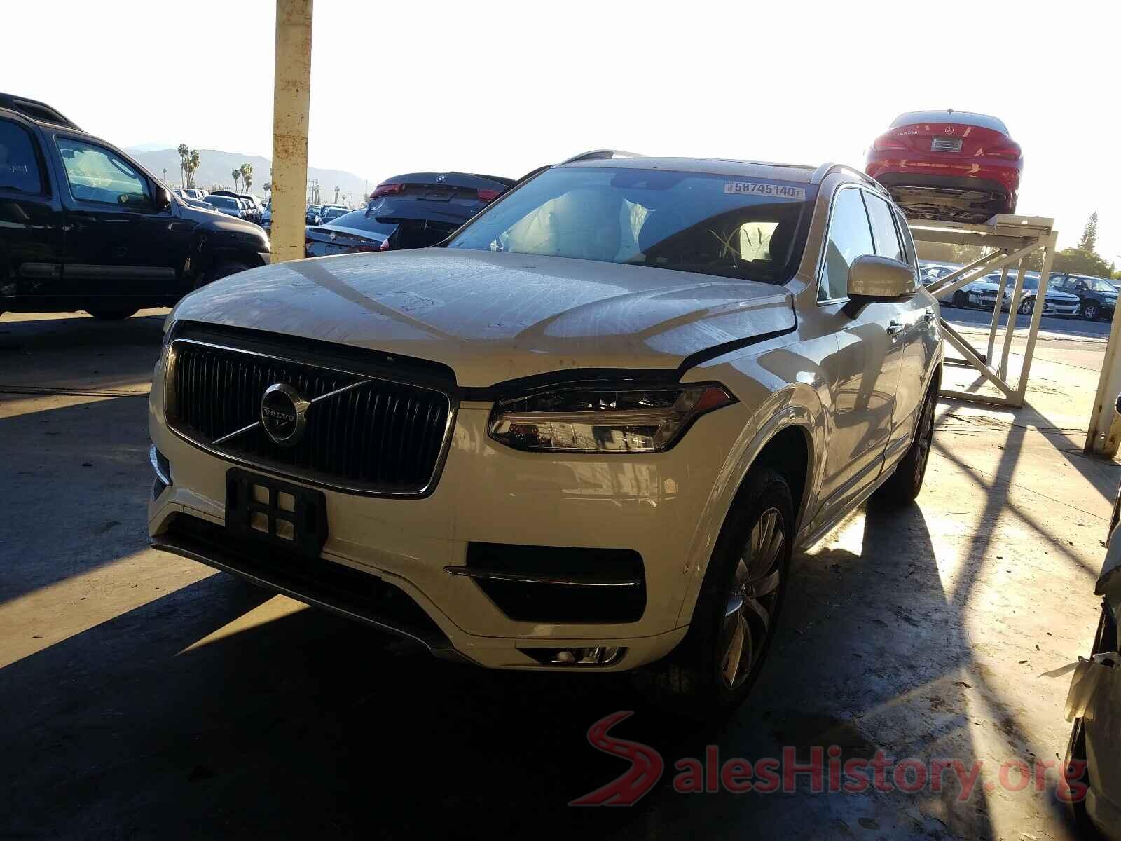 YV4102CK5J1379521 2018 VOLVO XC90