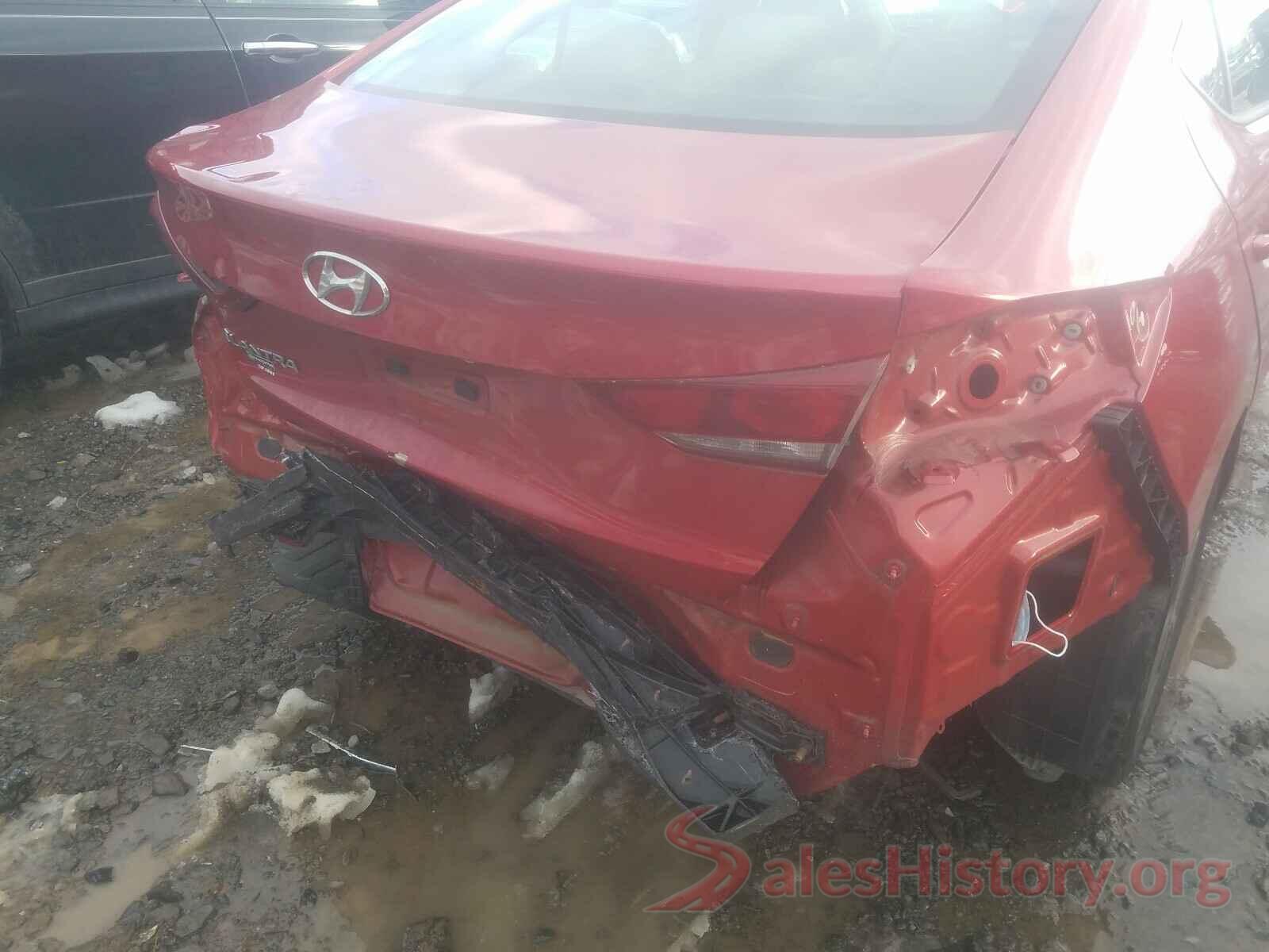 5NPD84LF6JH372027 2018 HYUNDAI ELANTRA