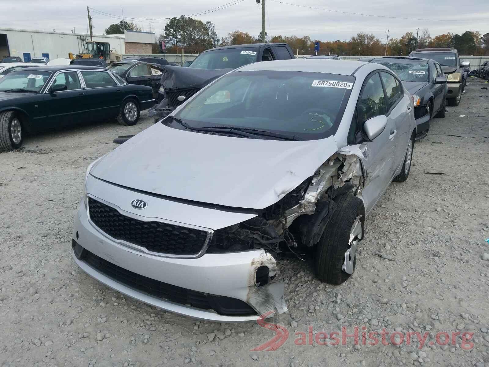 3KPFL4A79JE234375 2018 KIA FORTE