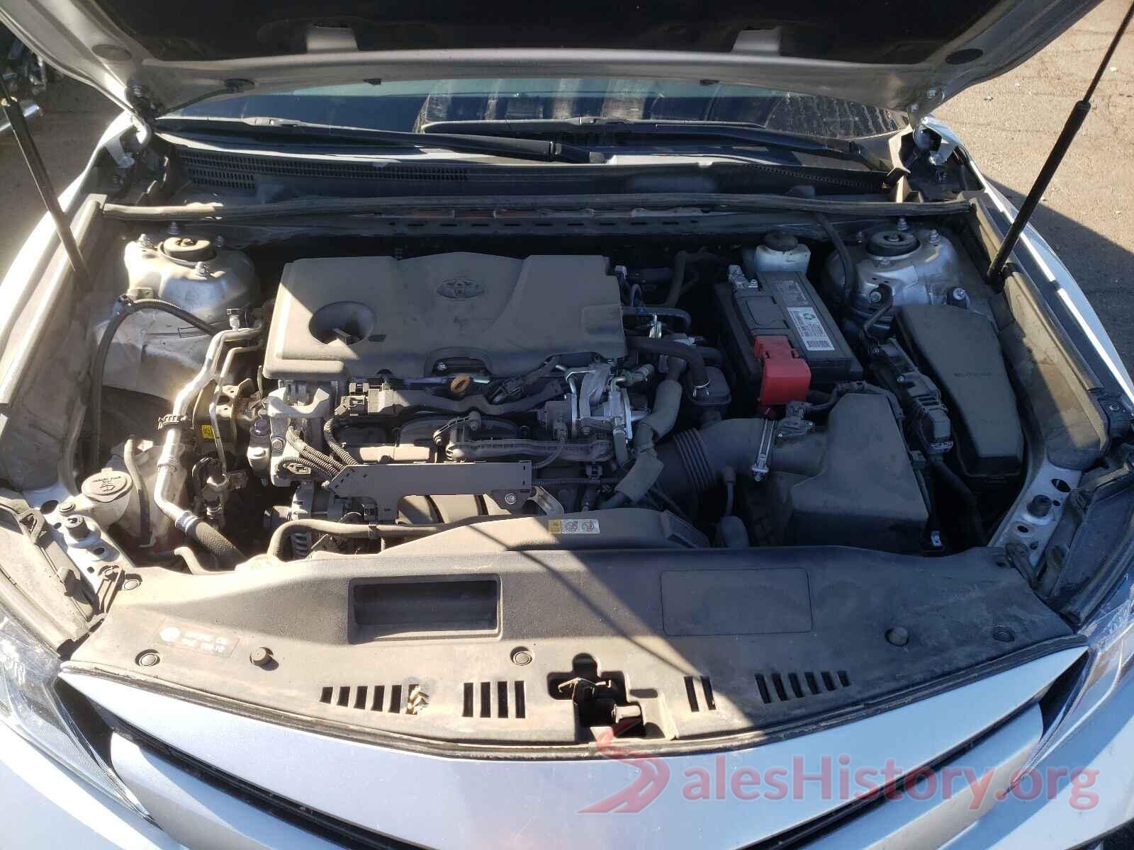 4T1B11HK2JU635986 2018 TOYOTA CAMRY