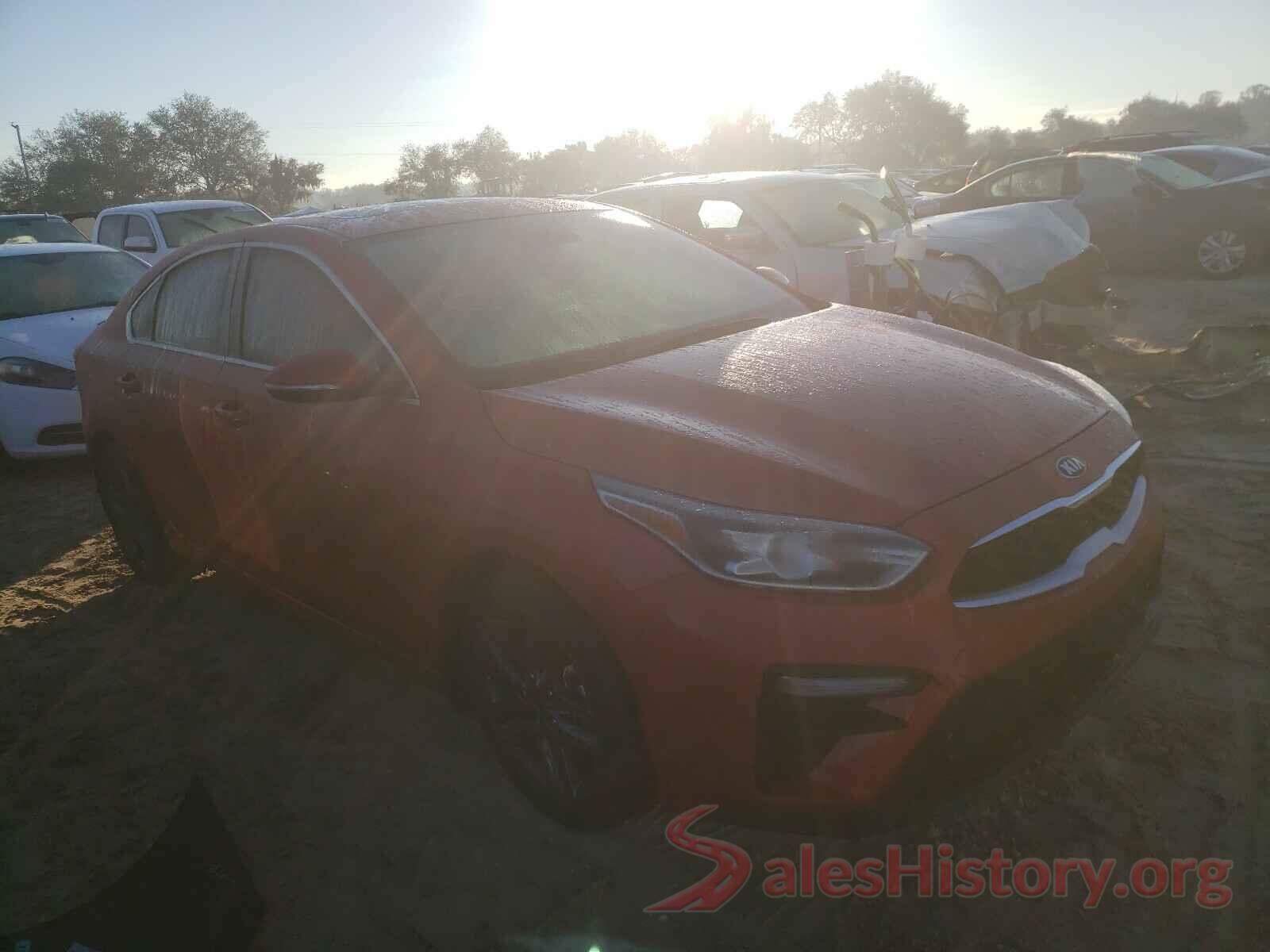 3KPF54AD8KE069260 2019 KIA FORTE