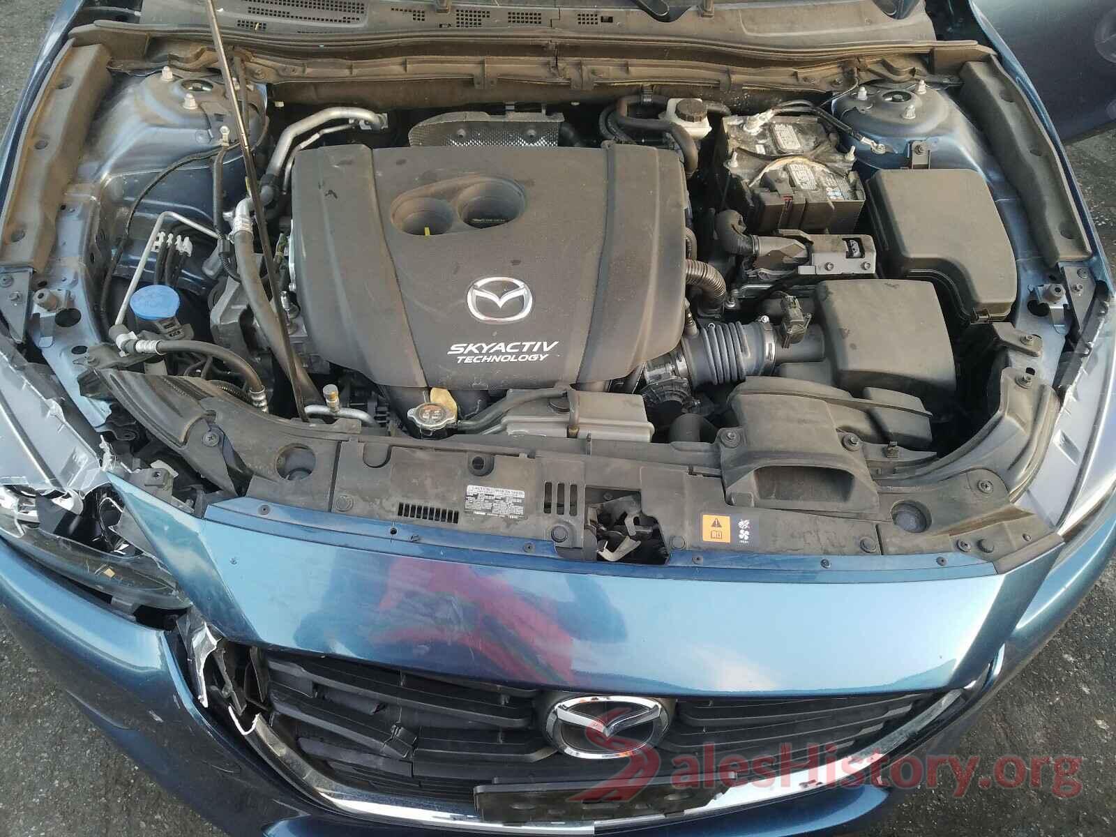 3MZBN1U75JM166498 2018 MAZDA 3